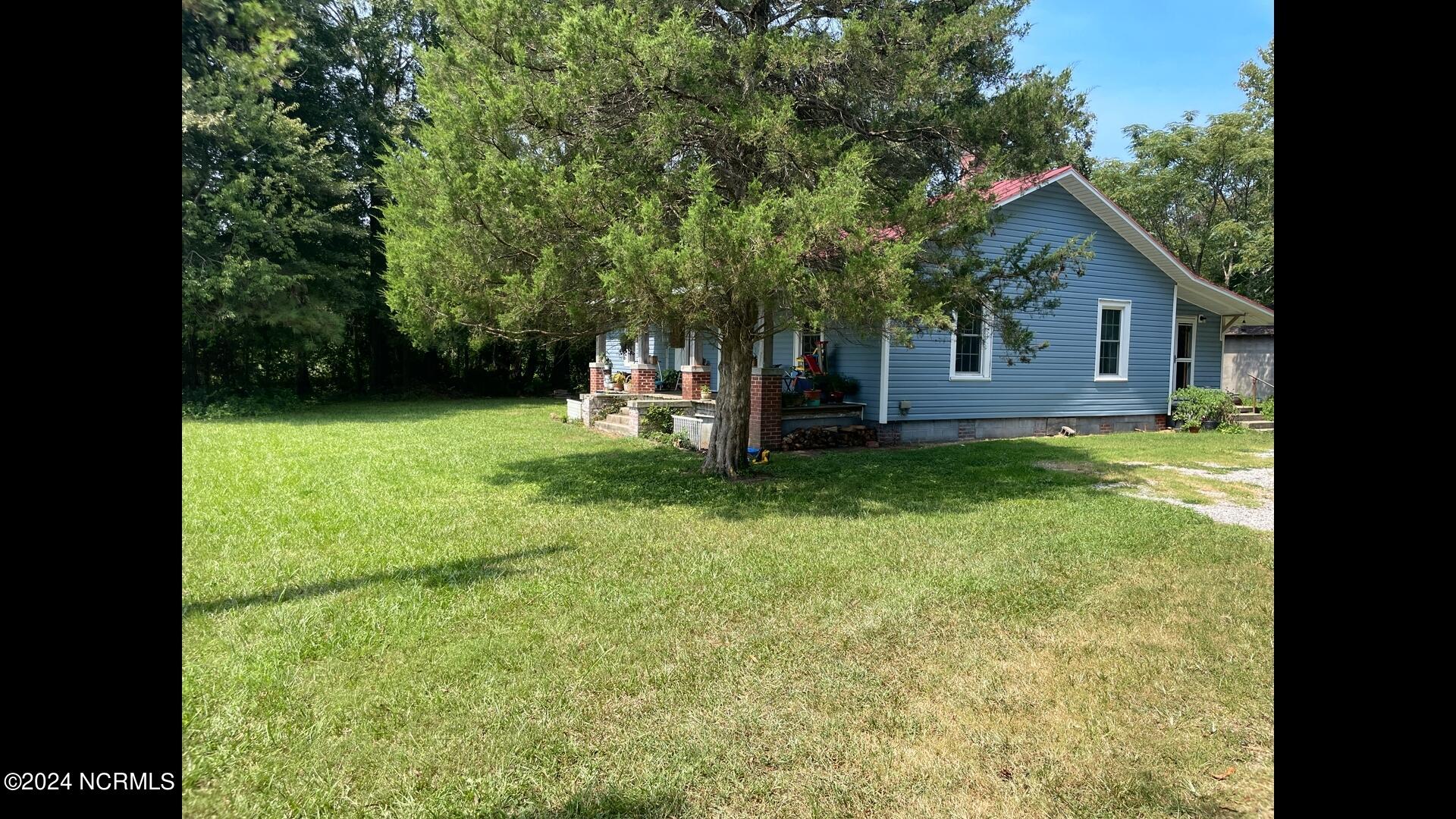 3736 Wells Road Property Photo 4