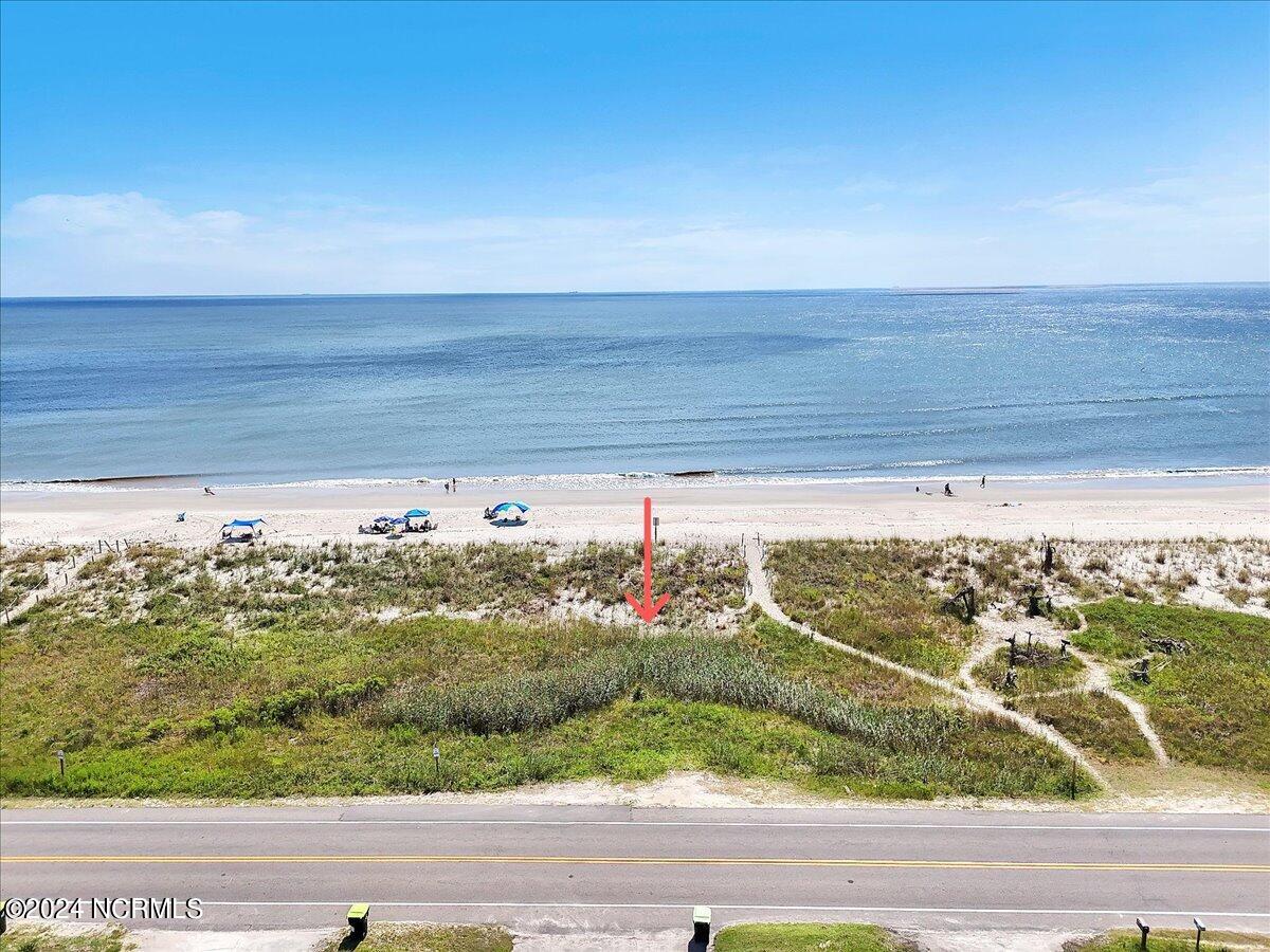 5517 9 E Beach Drive Property Photo 2