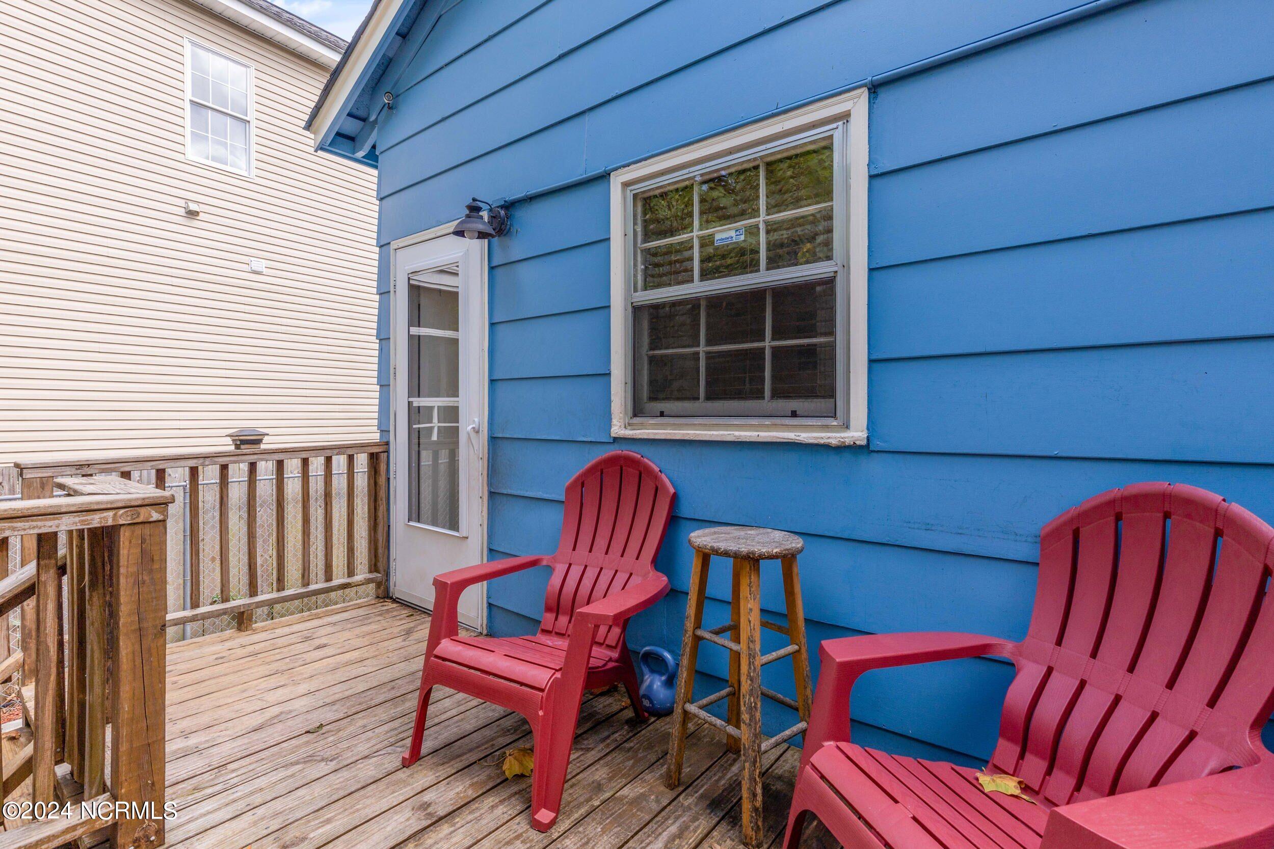 209 Queen Street Property Photo 21