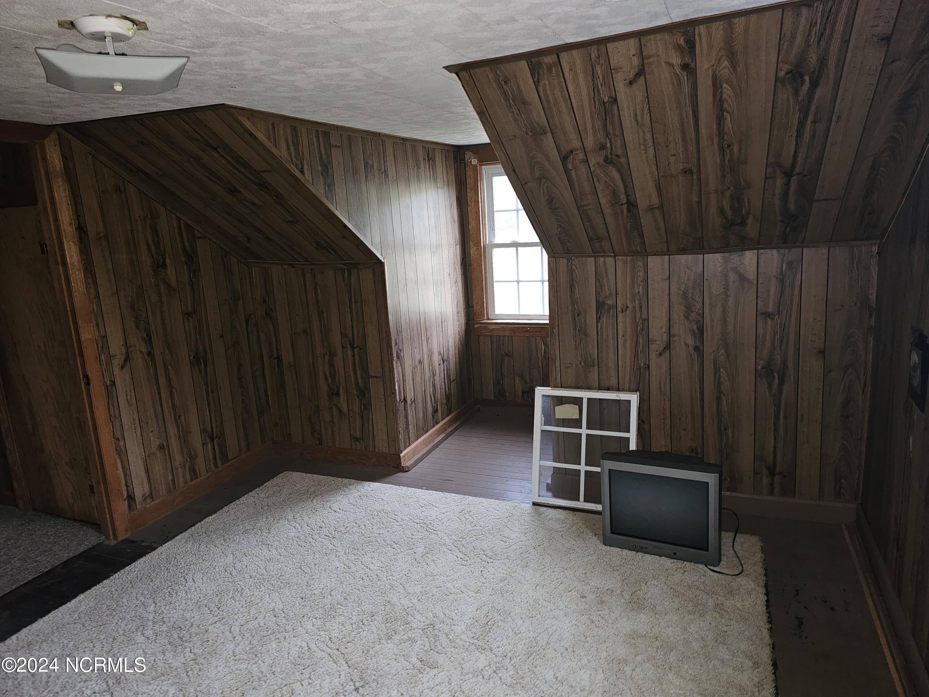 438 Old Merry Hill Road Property Photo 11