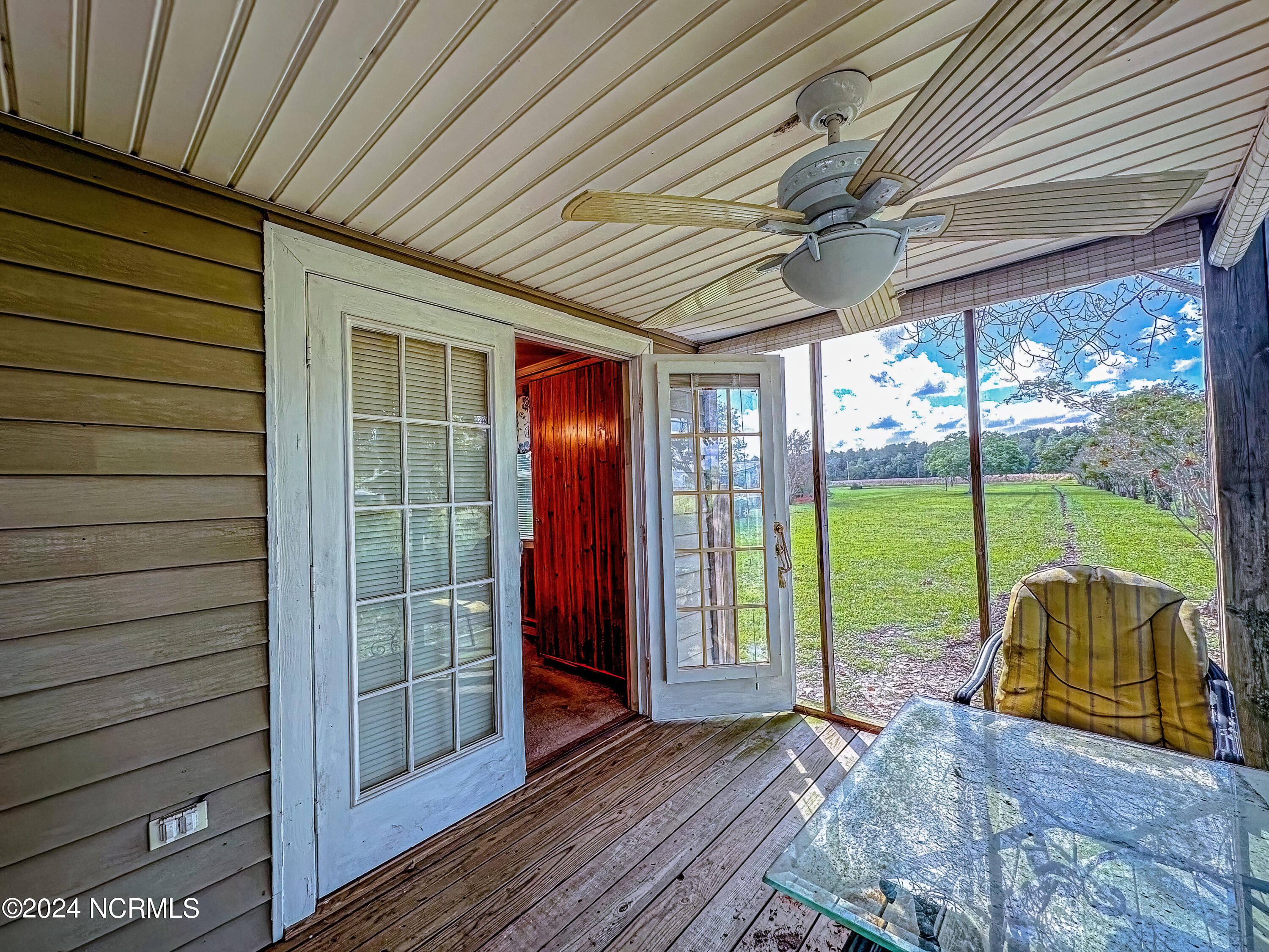 6435 Soundside Road Property Photo 25
