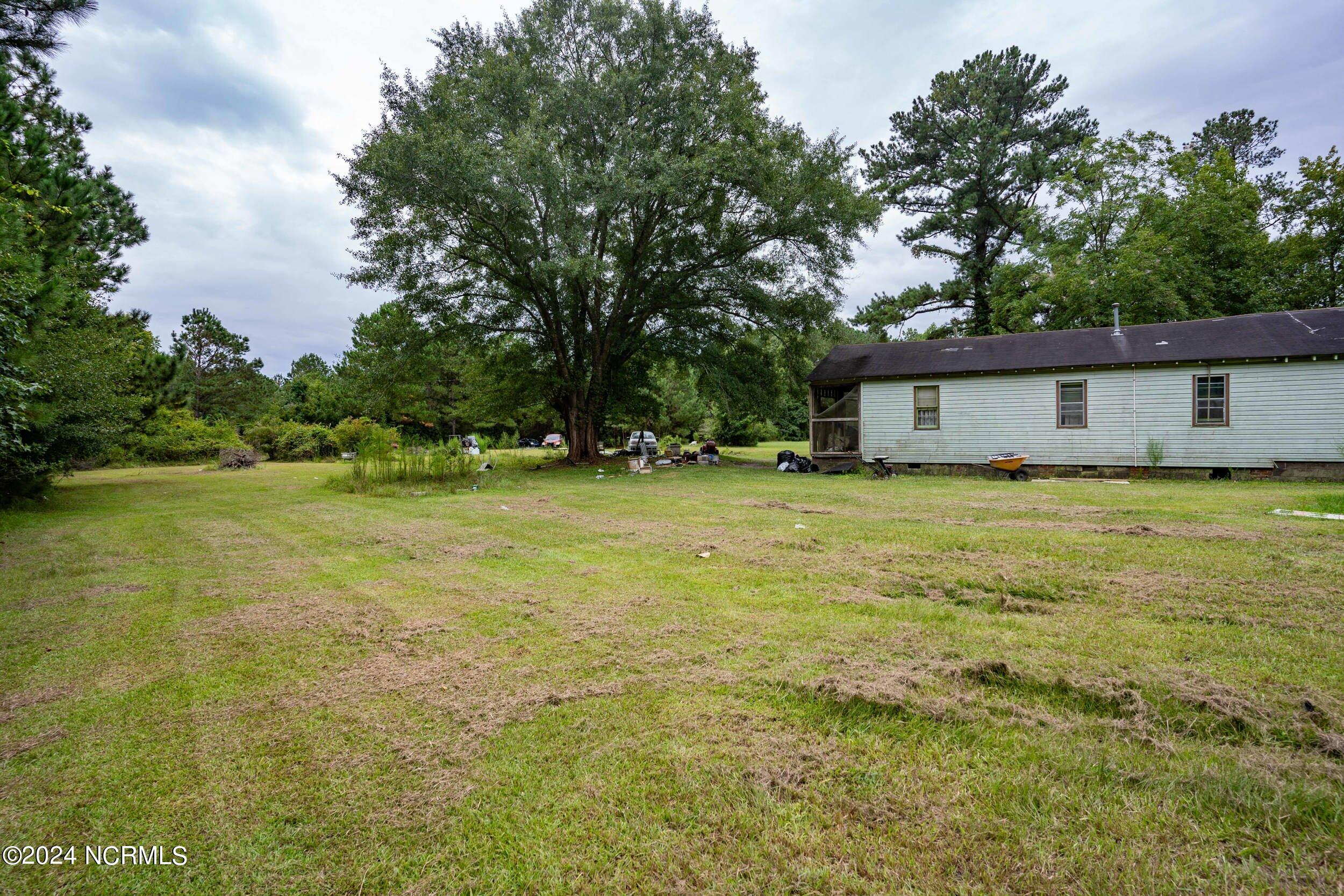 9220 Highsmith Road Property Photo 5