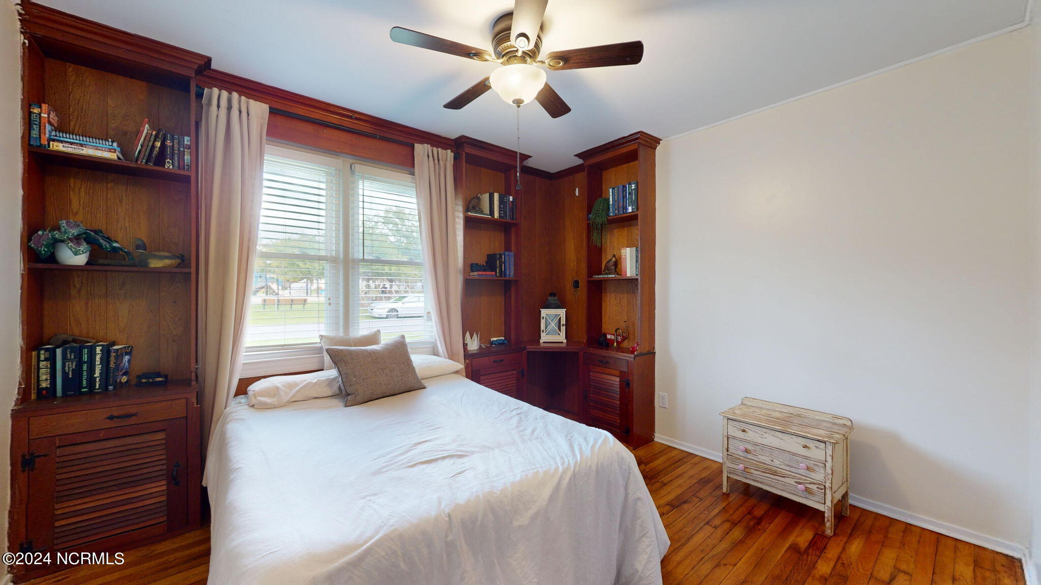 647 W Shore Drive Property Photo 35