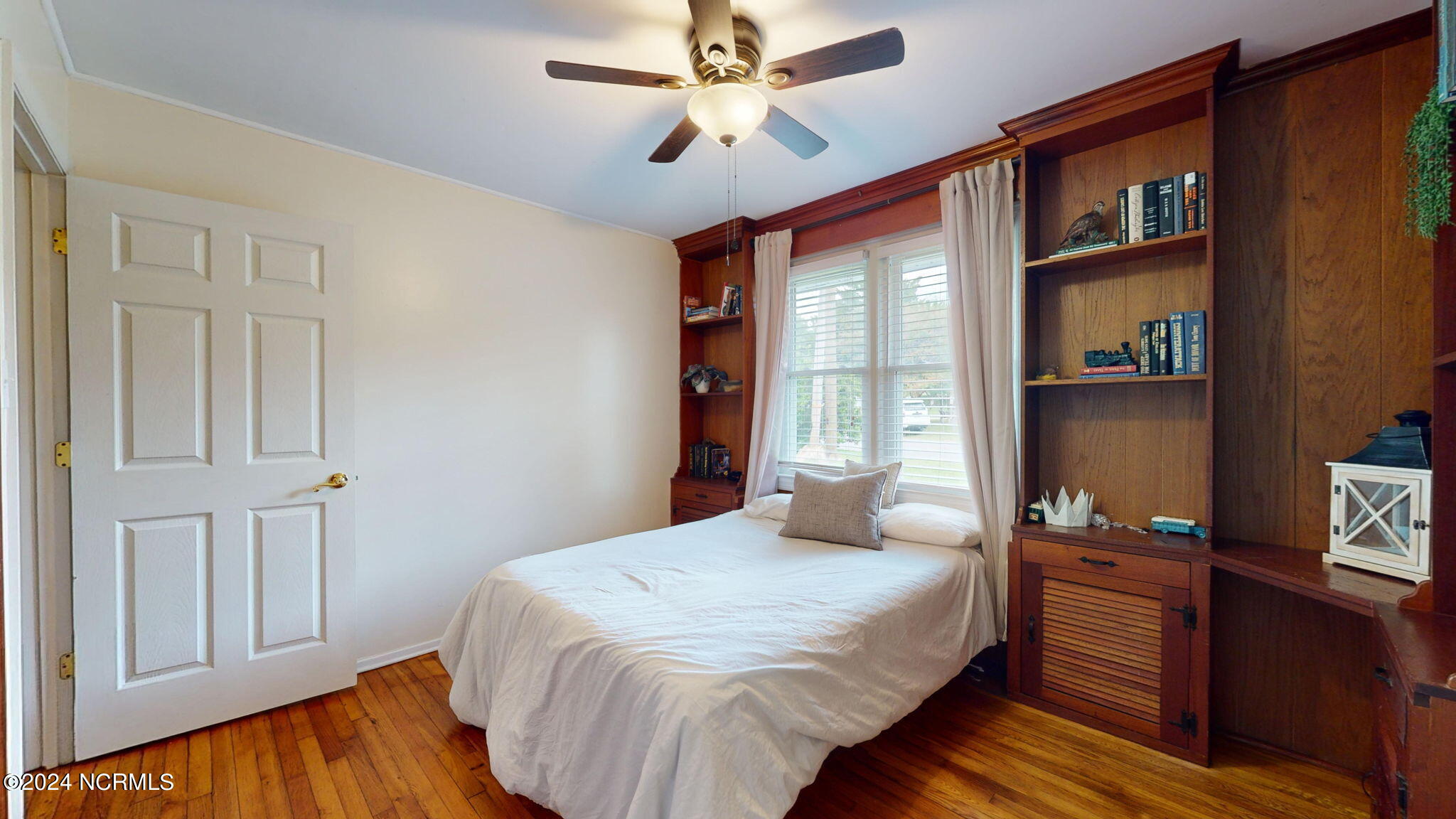 647 W Shore Drive Property Photo 36