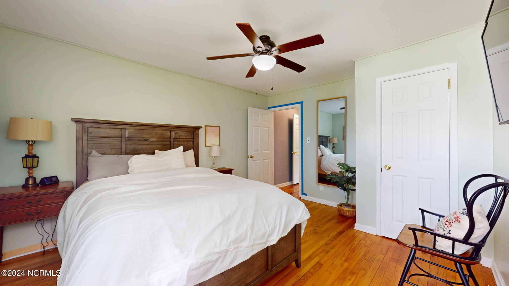 647 W Shore Drive Property Photo 42