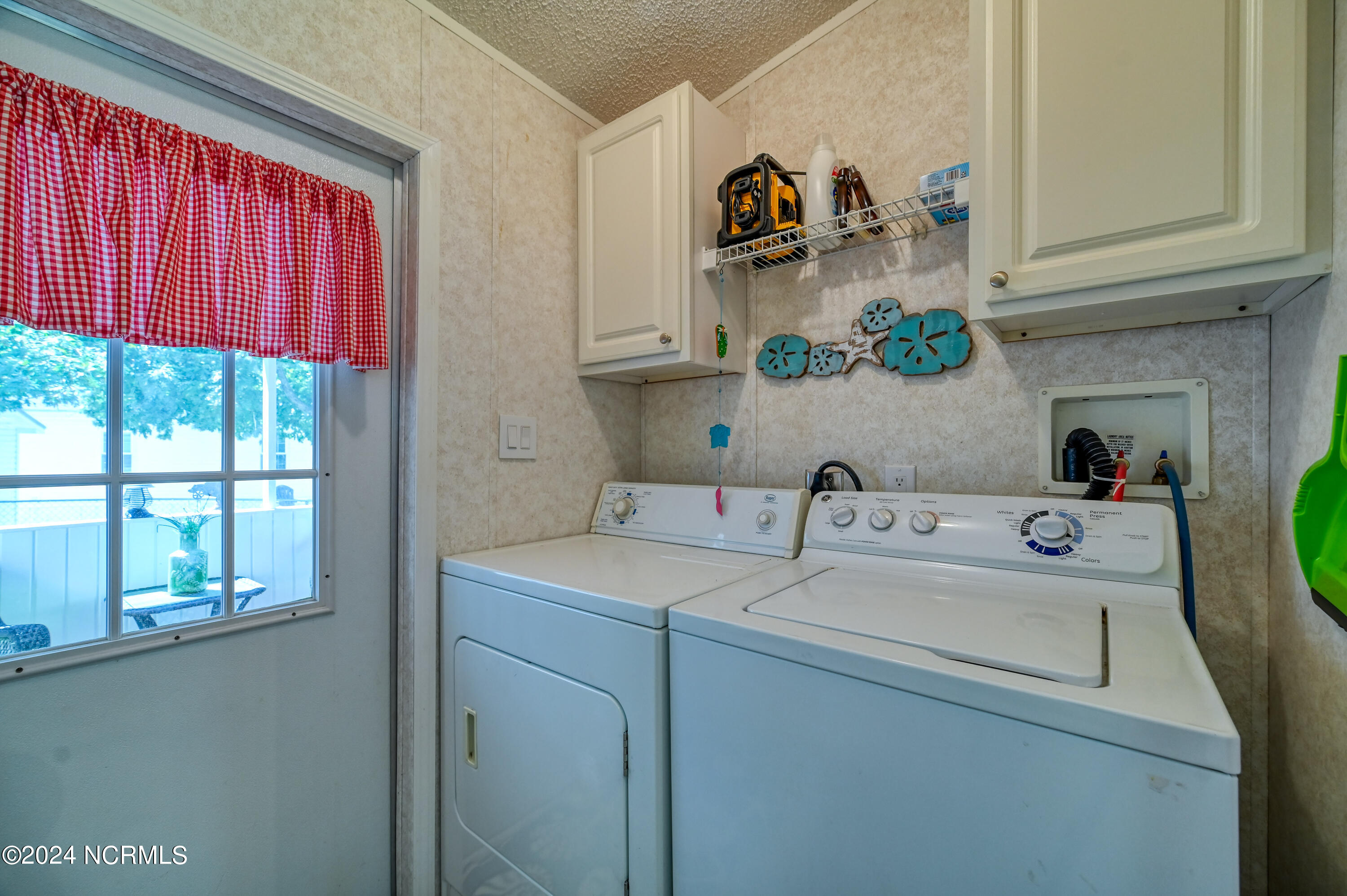 413 Fawn Drive Property Photo 14