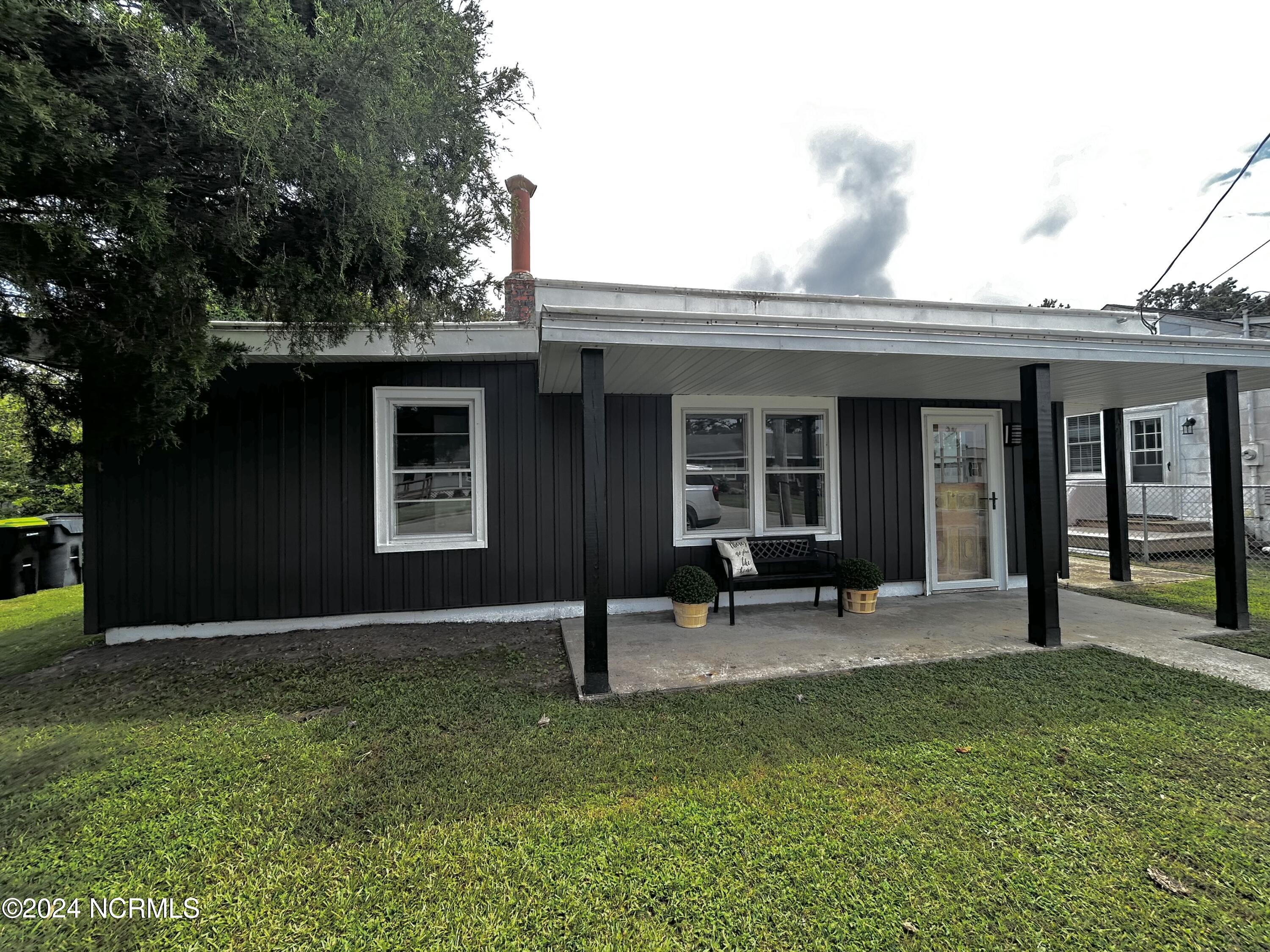 104 Charles Street Property Photo 2