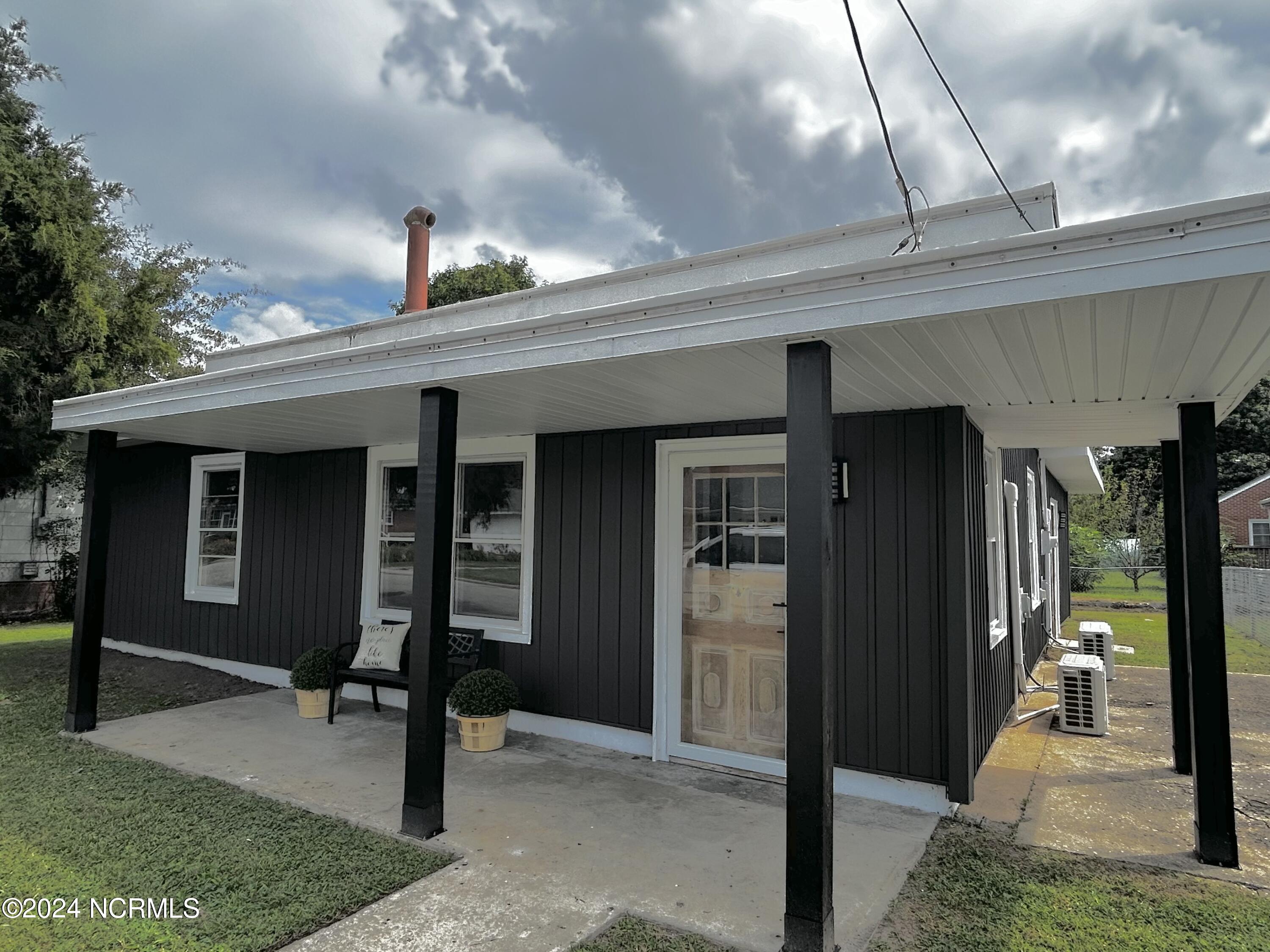 104 Charles Street Property Photo 5