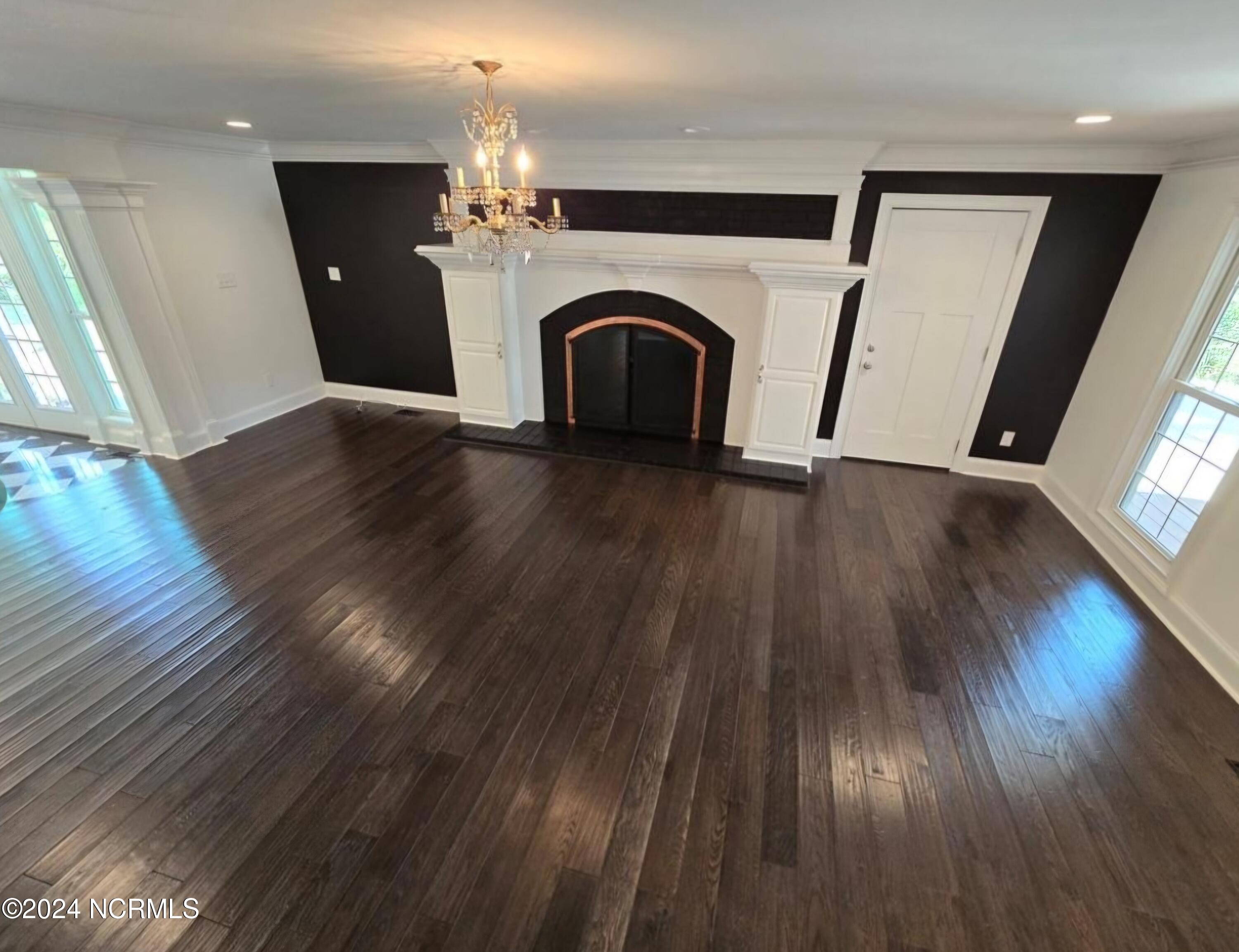 6856 Thames Drive Property Photo 15
