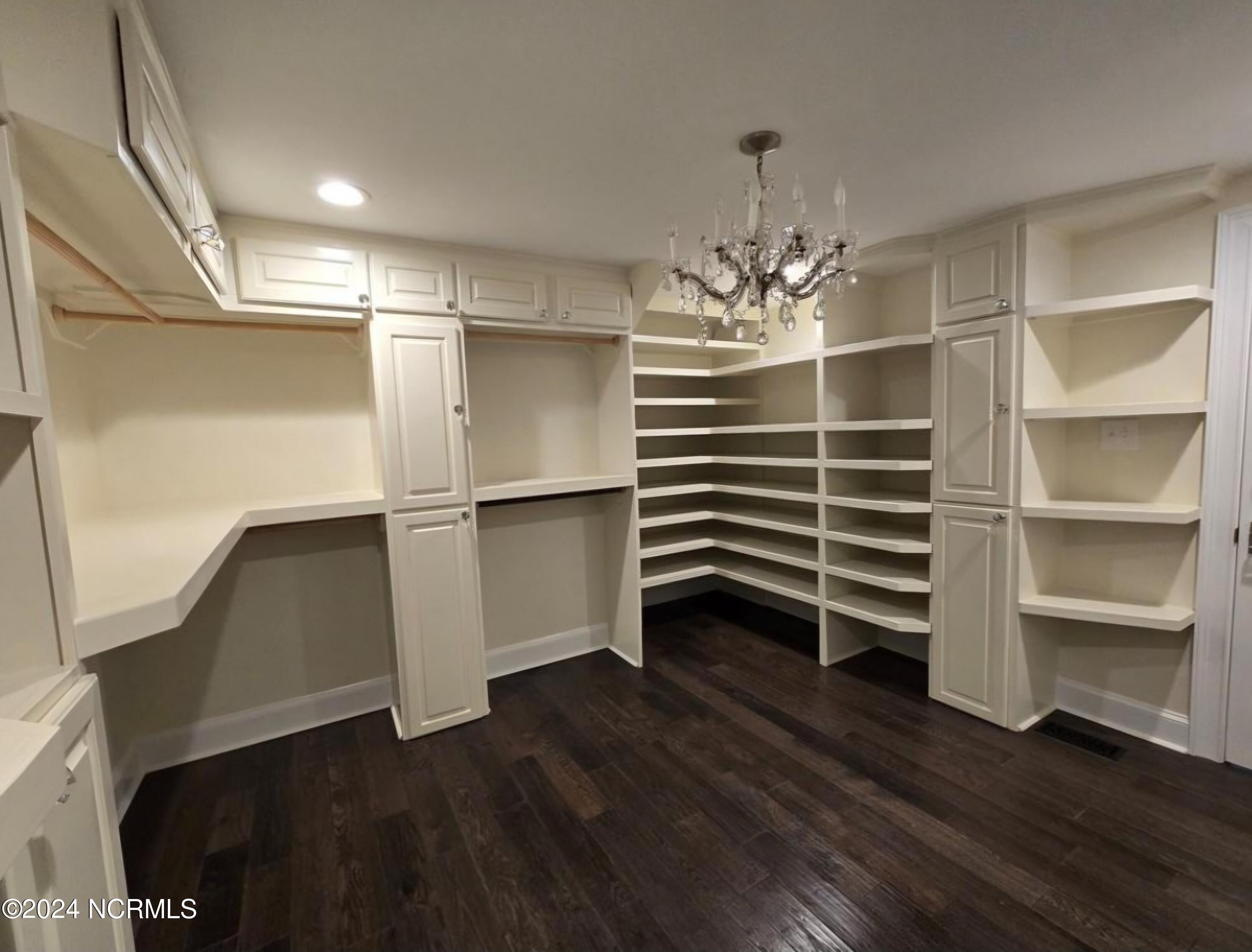 6856 Thames Drive Property Photo 33