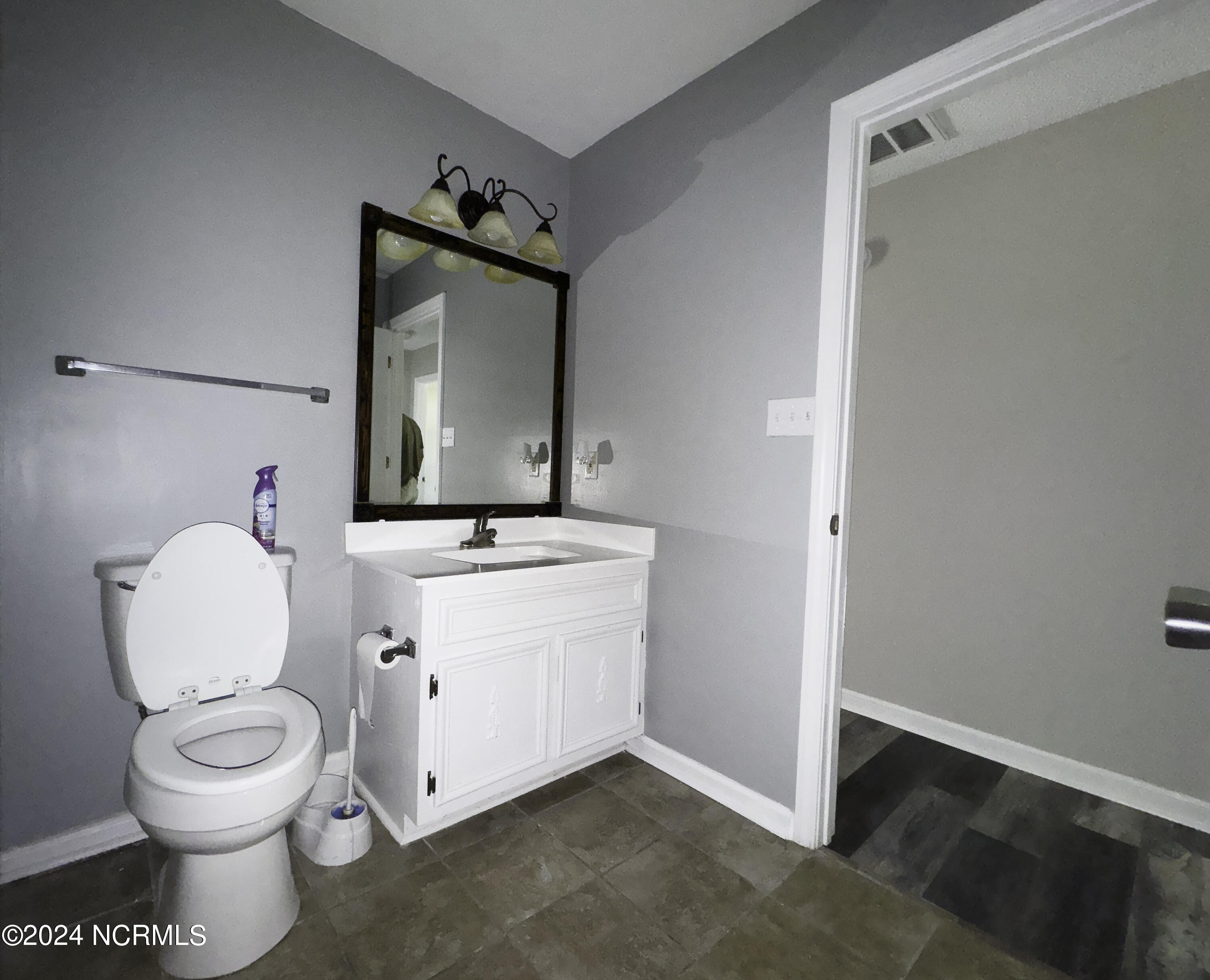 104 Sprucewood Court Property Photo 18