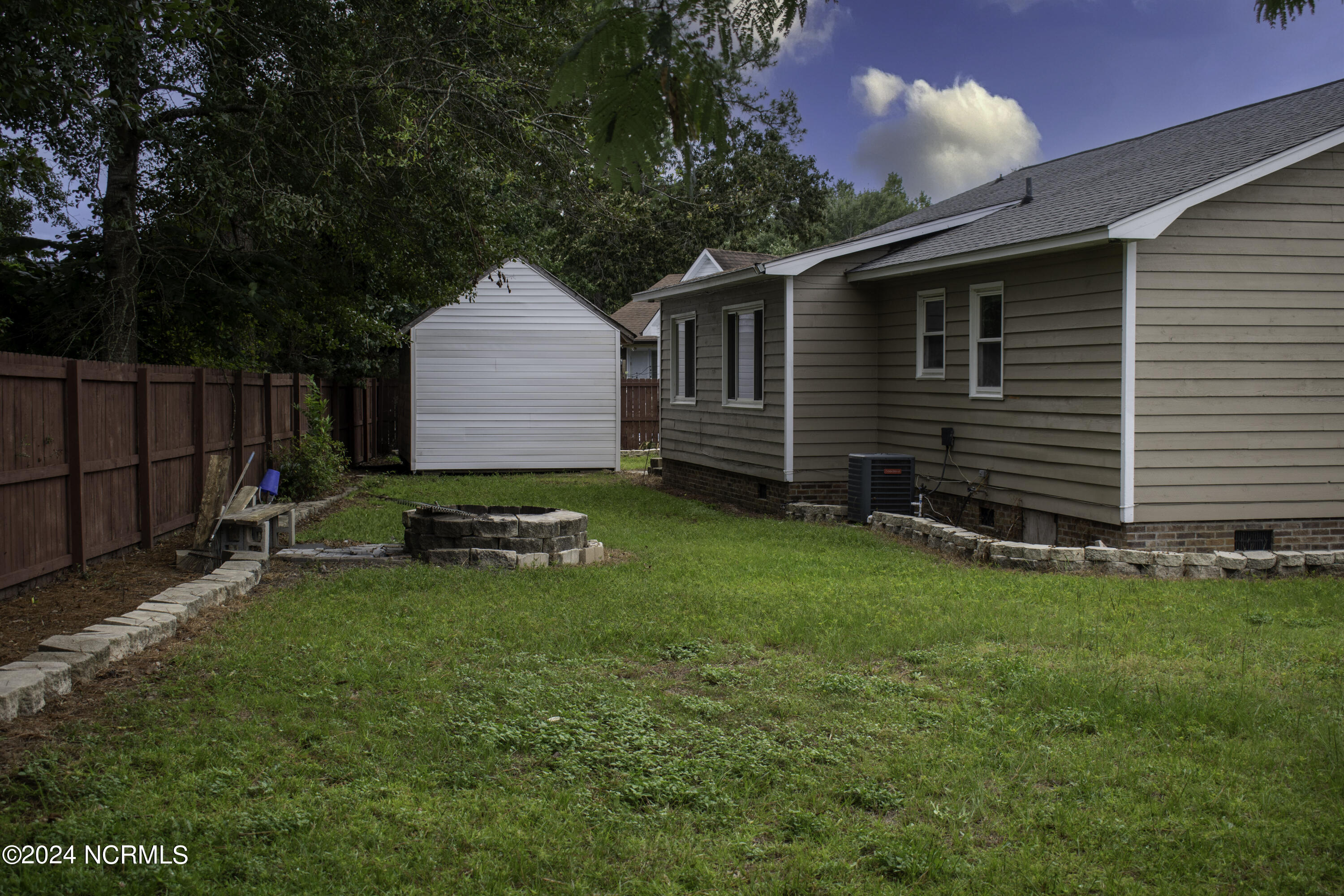 104 Sprucewood Court Property Photo 24