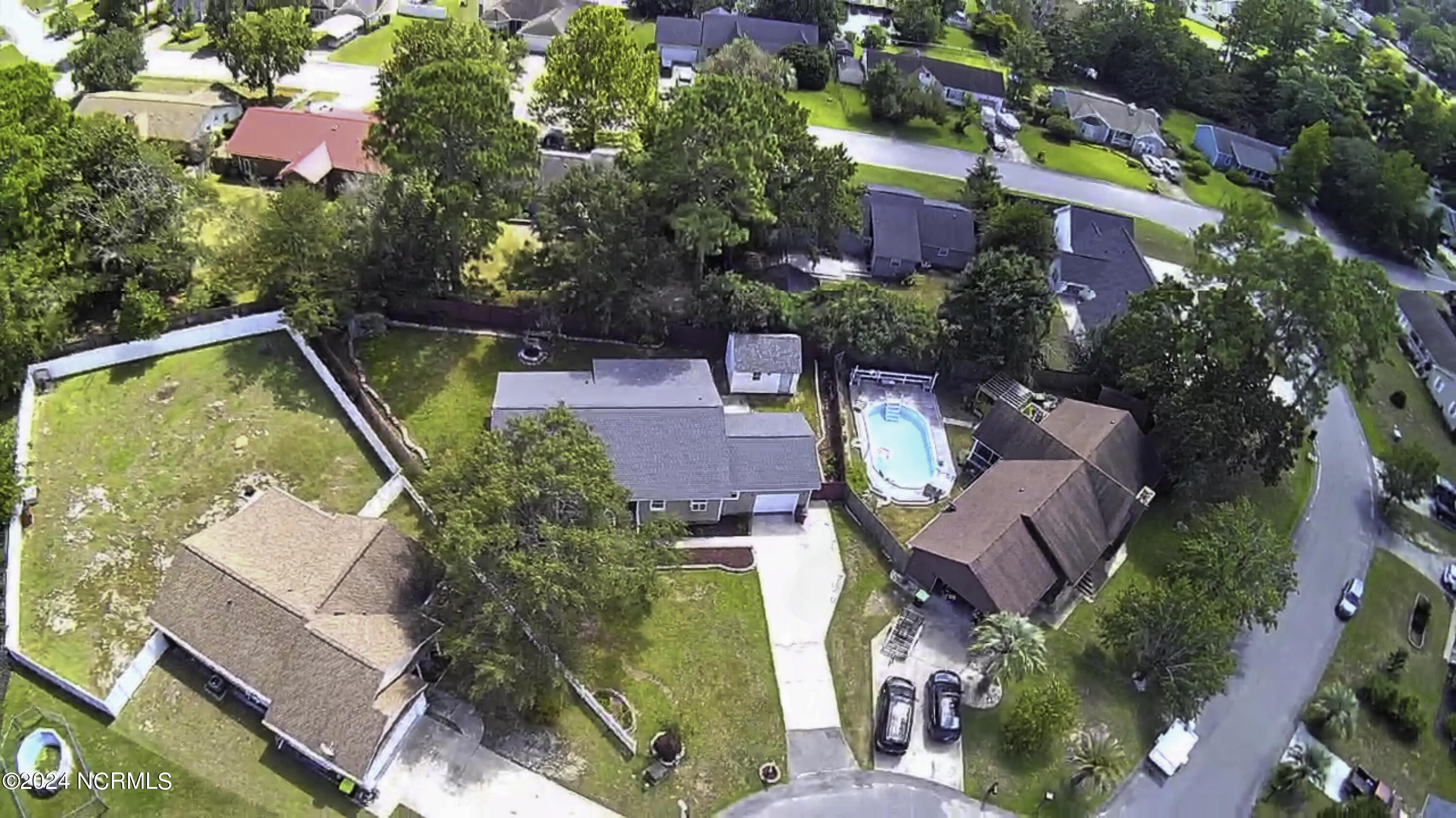 104 Sprucewood Court Property Photo 26