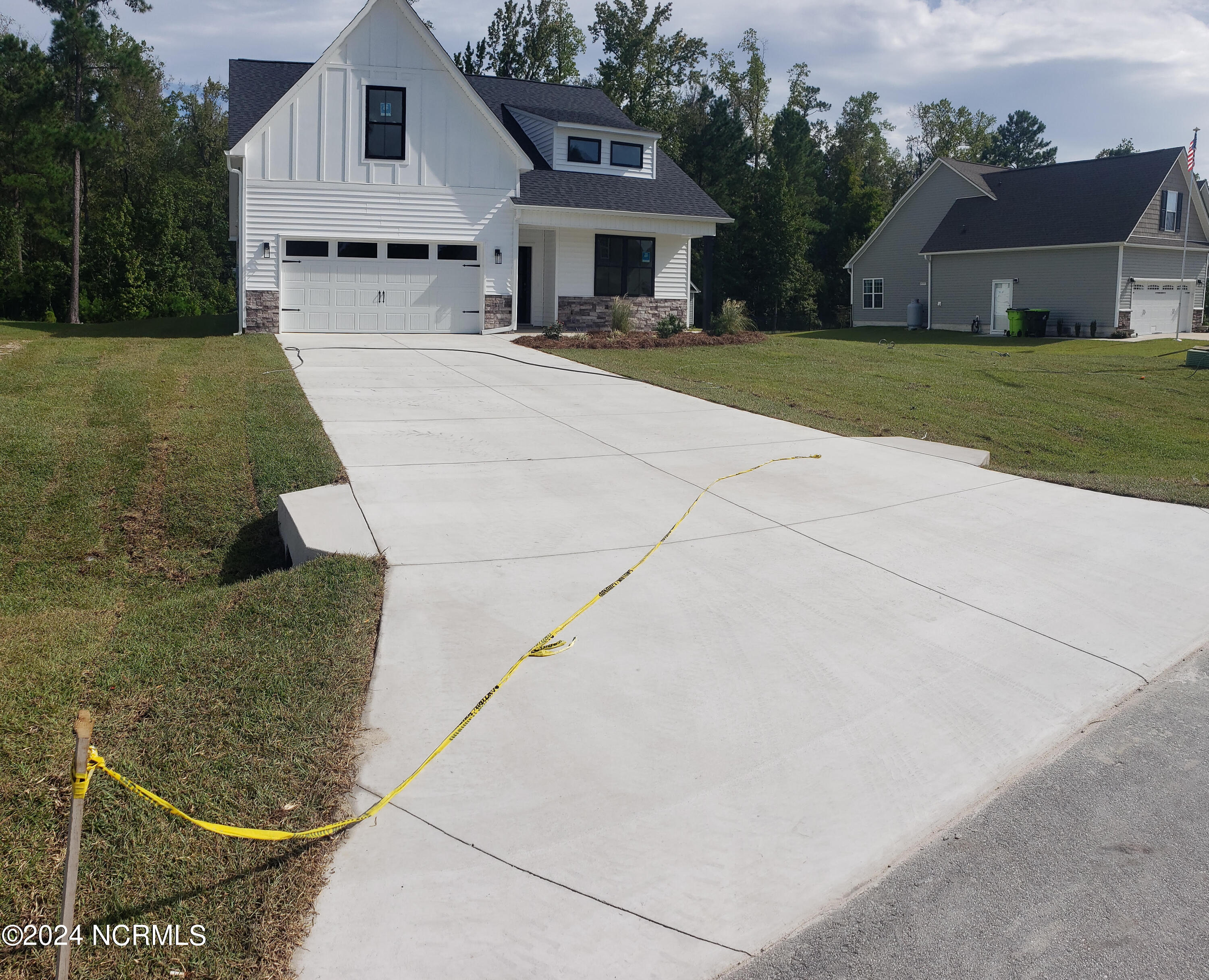 110 Warbler Drive Property Photo 2