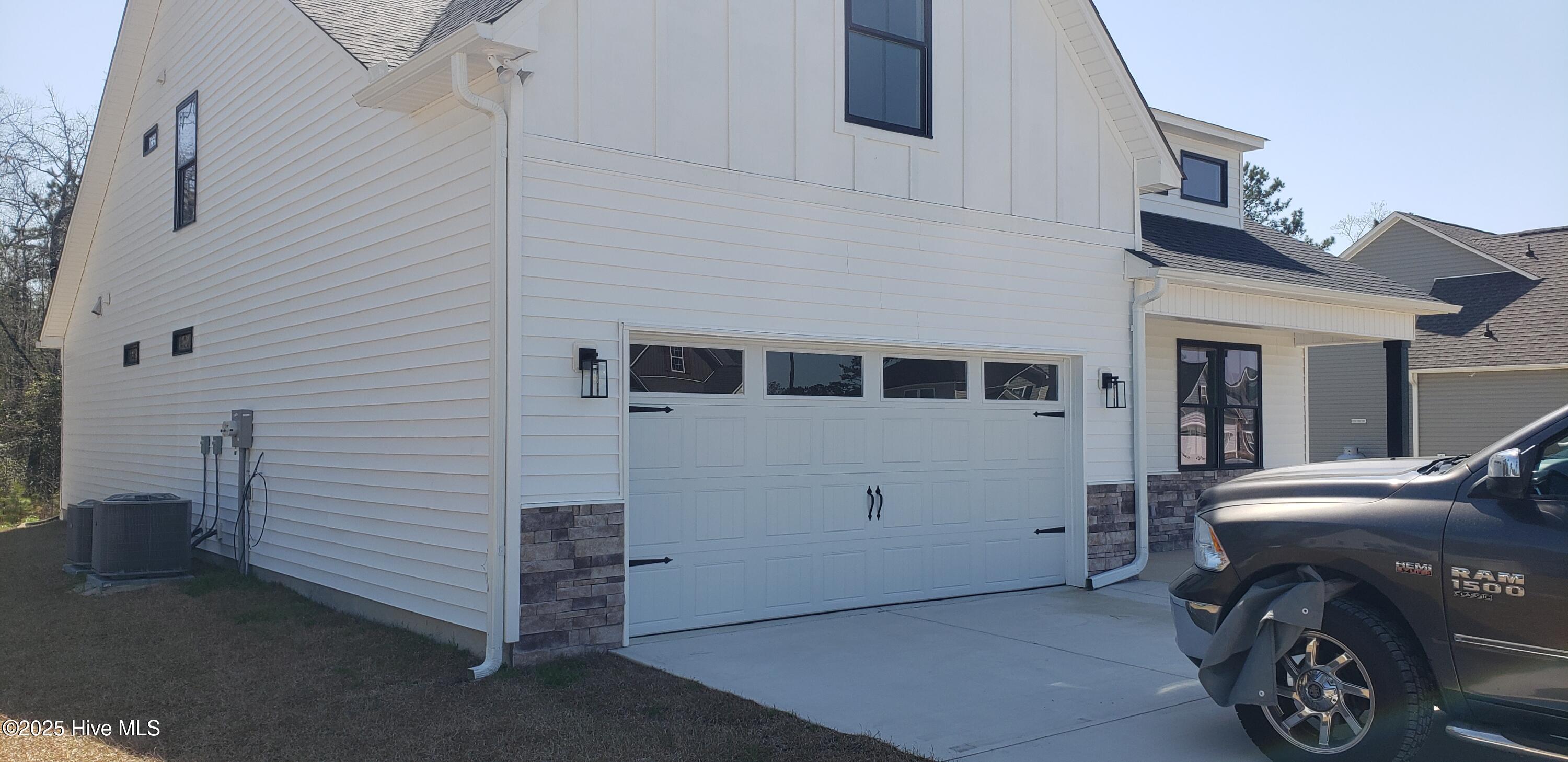 110 Warbler Drive Property Photo 18