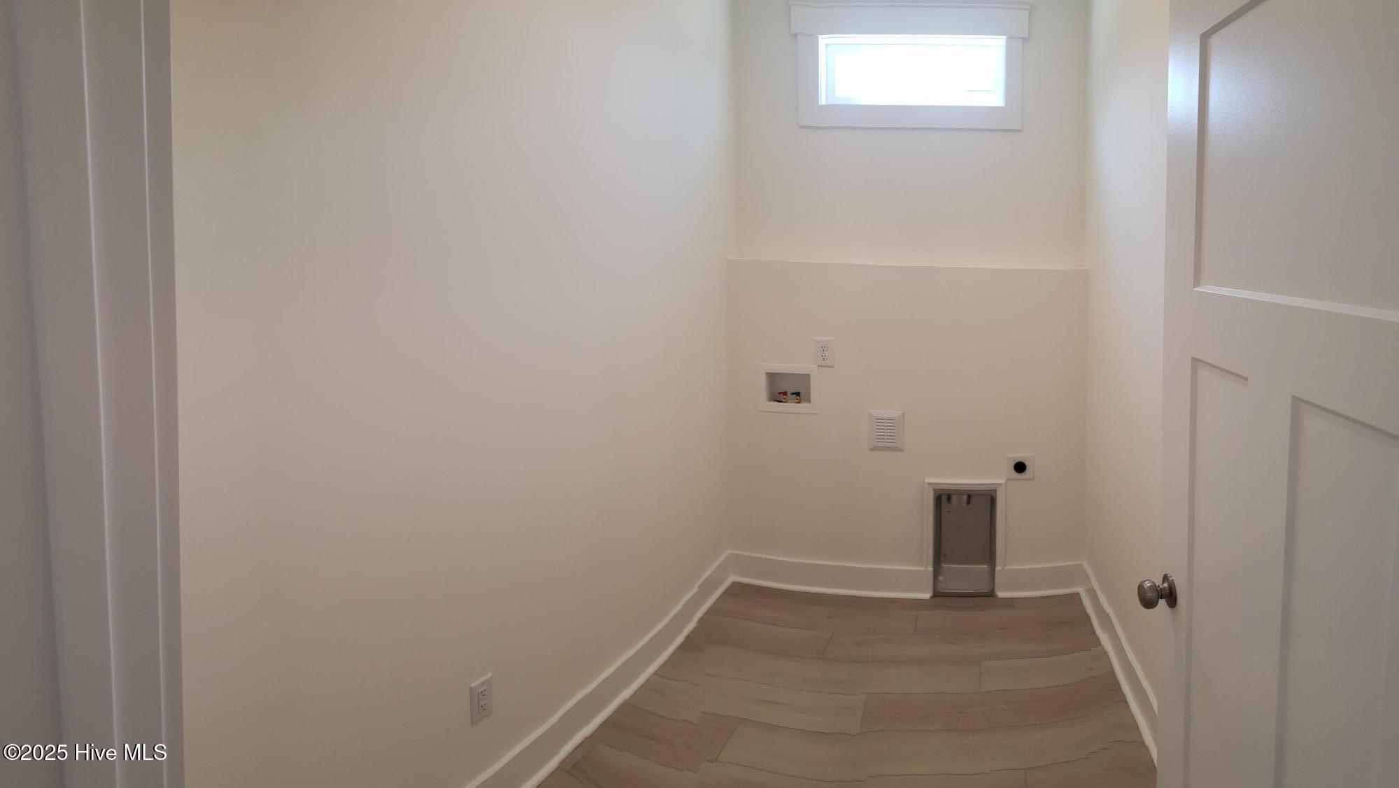 110 Warbler Drive Property Photo 33