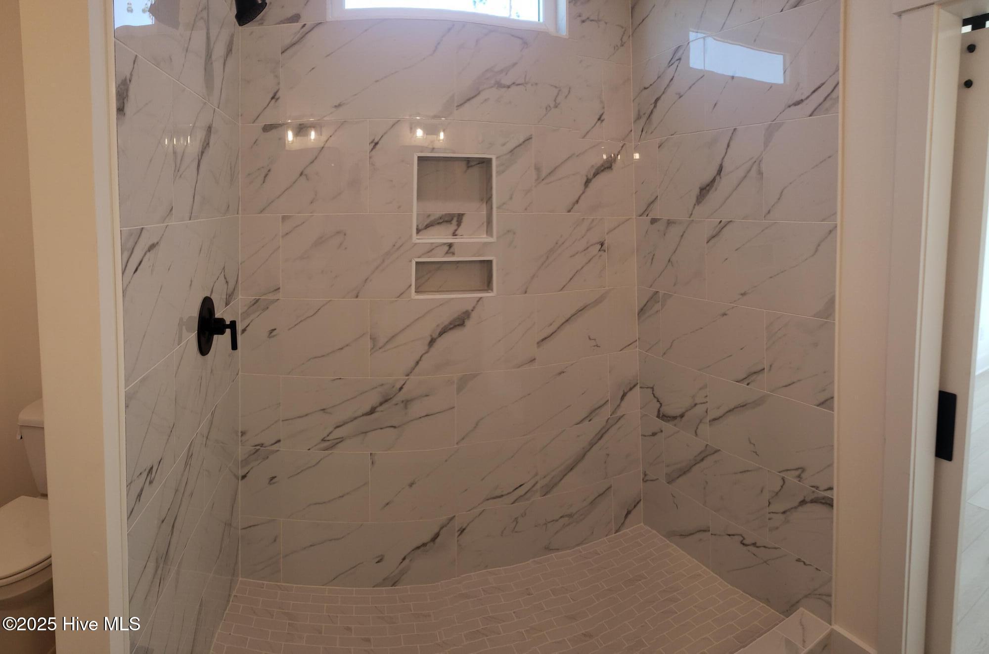 110 Warbler Drive Property Photo 36