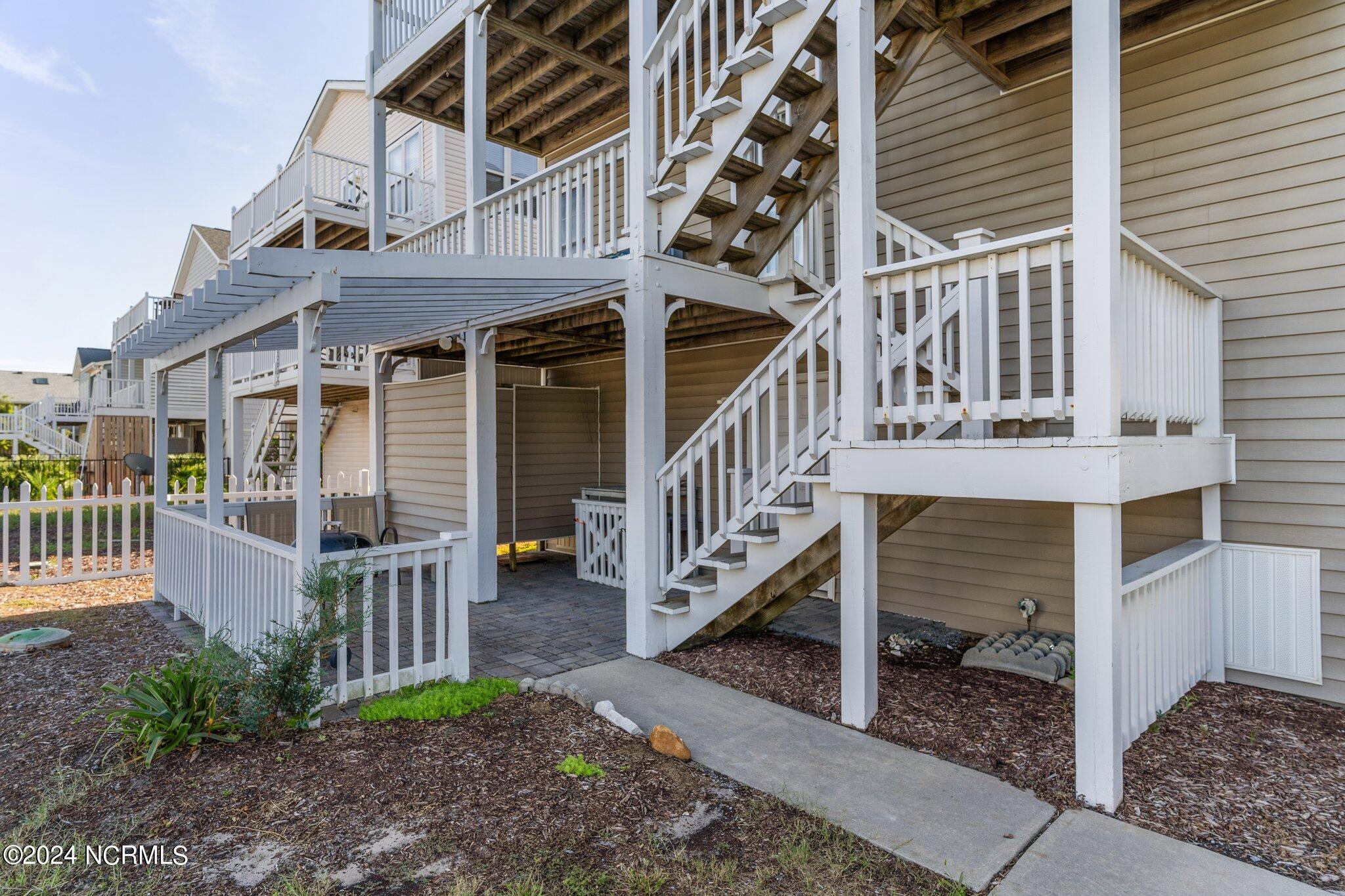 122 Quinton Street Property Photo 40