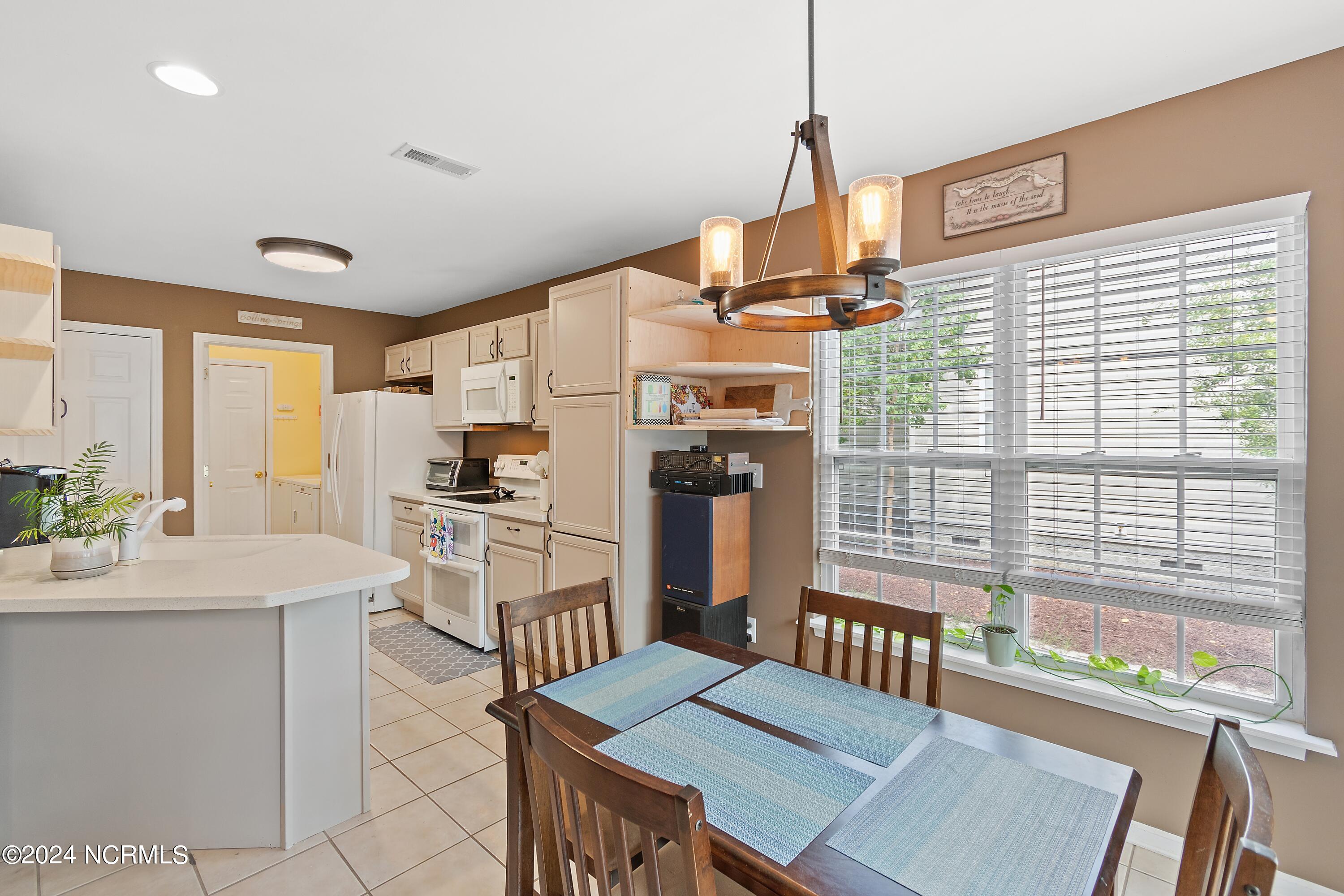 1462 E Boiling Spring Road Property Photo 12