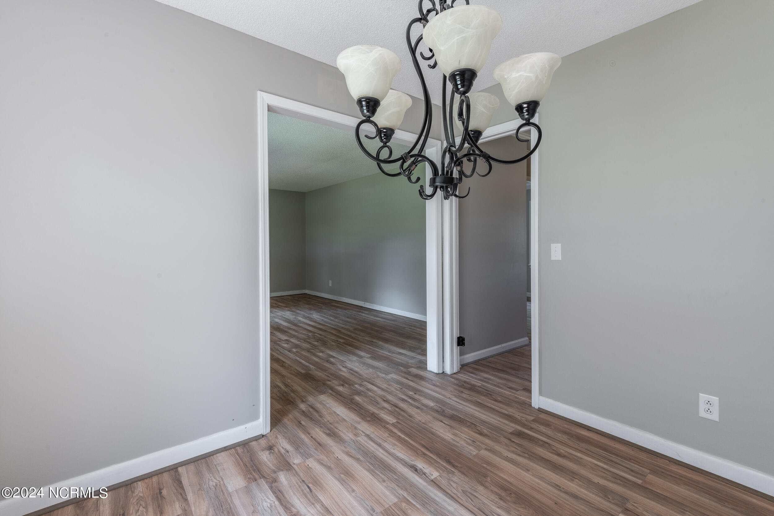 4372 Juanita Avenue Property Photo 6