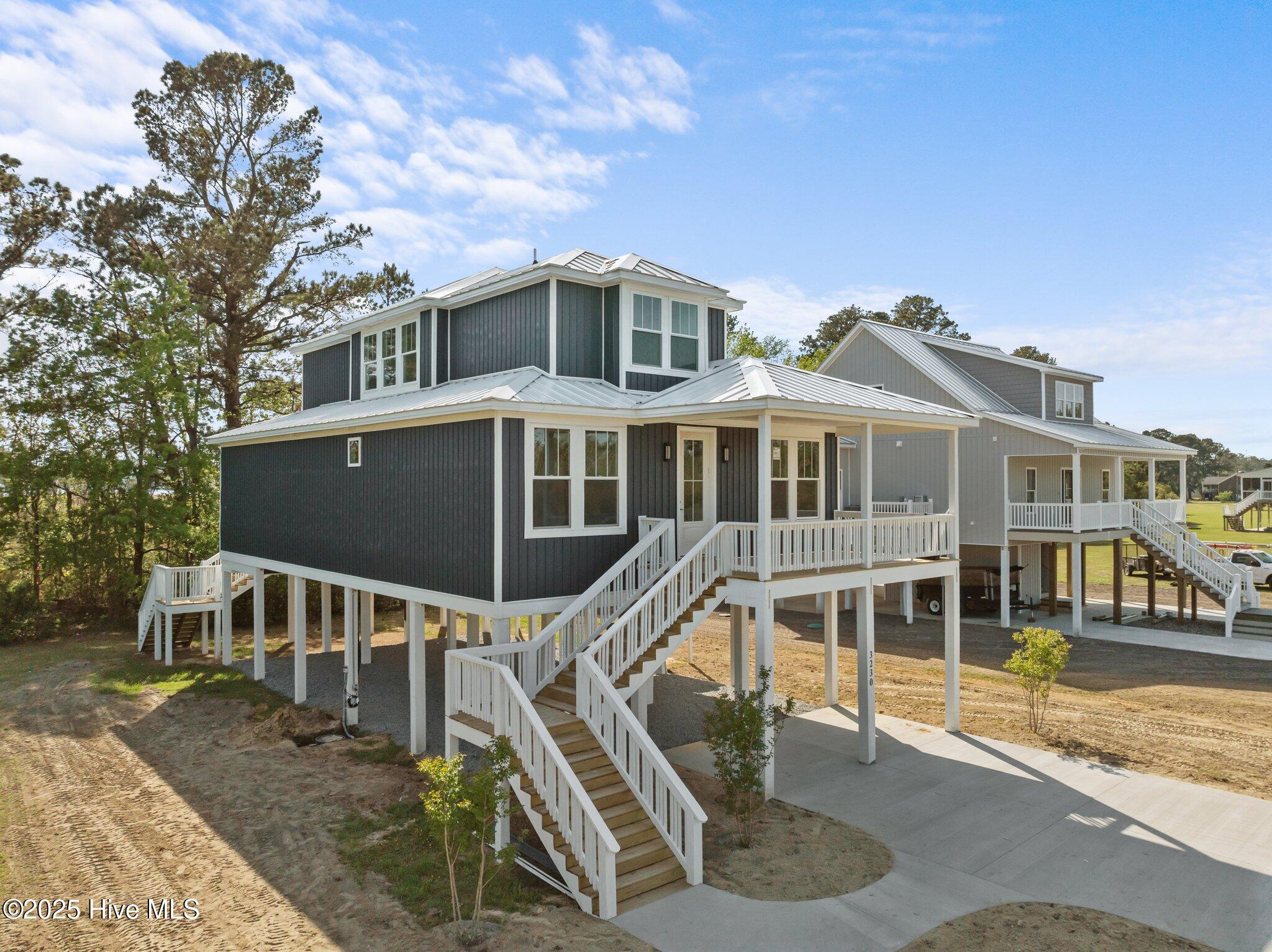 3230 Whichards Beach Road Property Photo 5