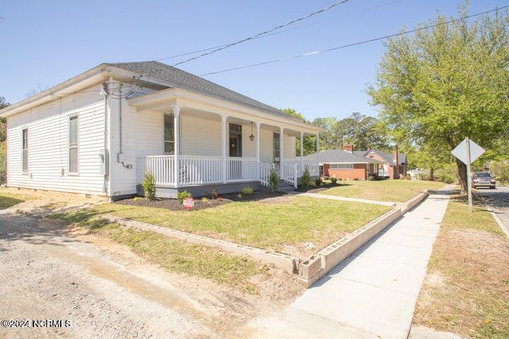 301 Se Fourth Street Property Photo 7