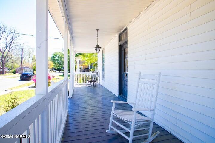 301 Se Fourth Street Property Photo 9