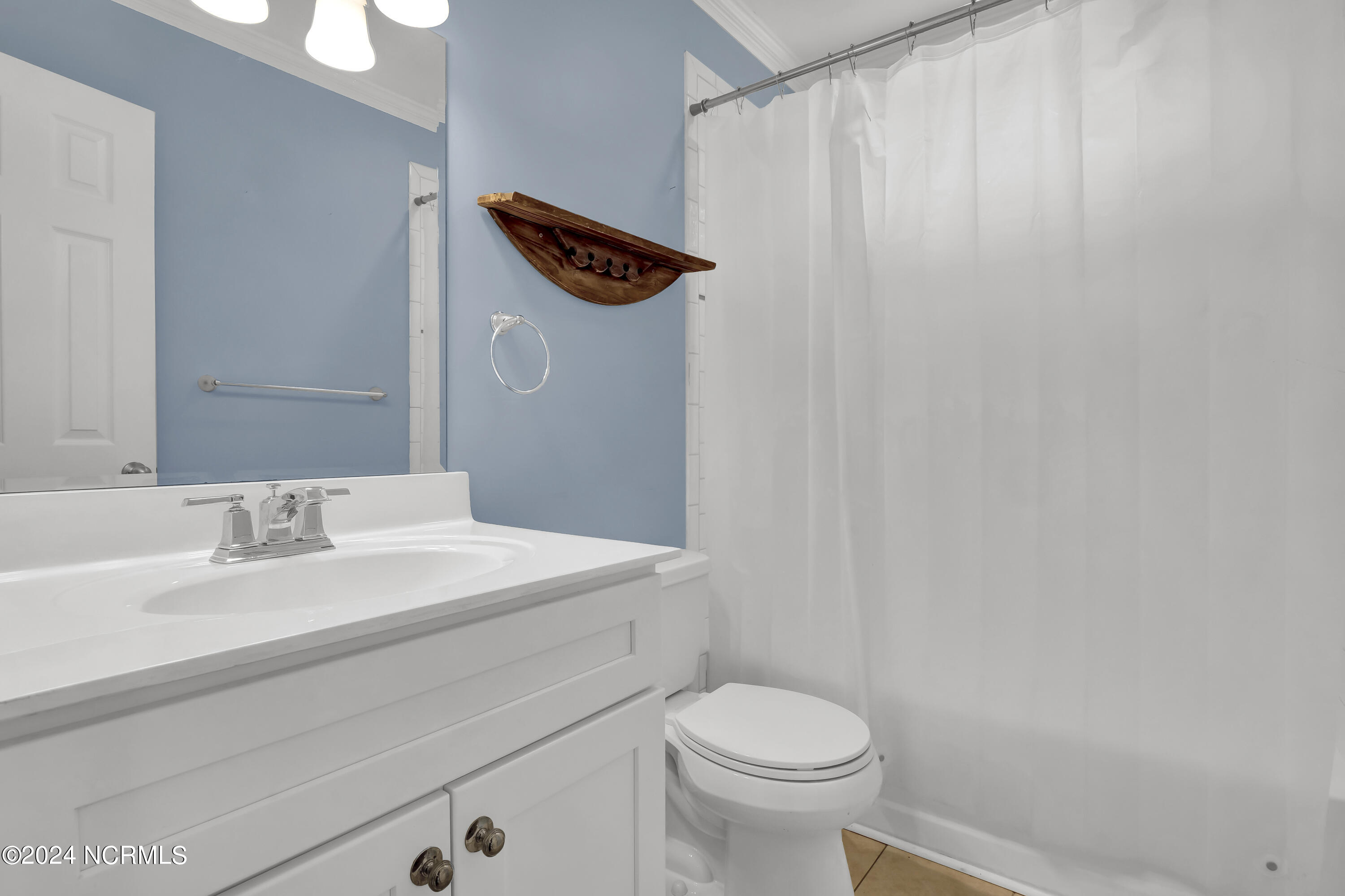 309 Birds Nest Court Property Photo 16