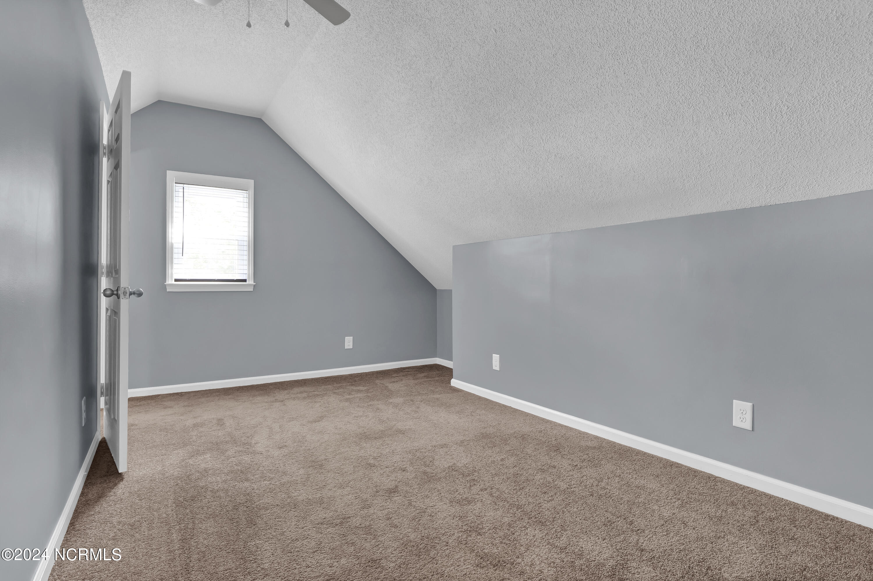 309 Birds Nest Court Property Photo 26
