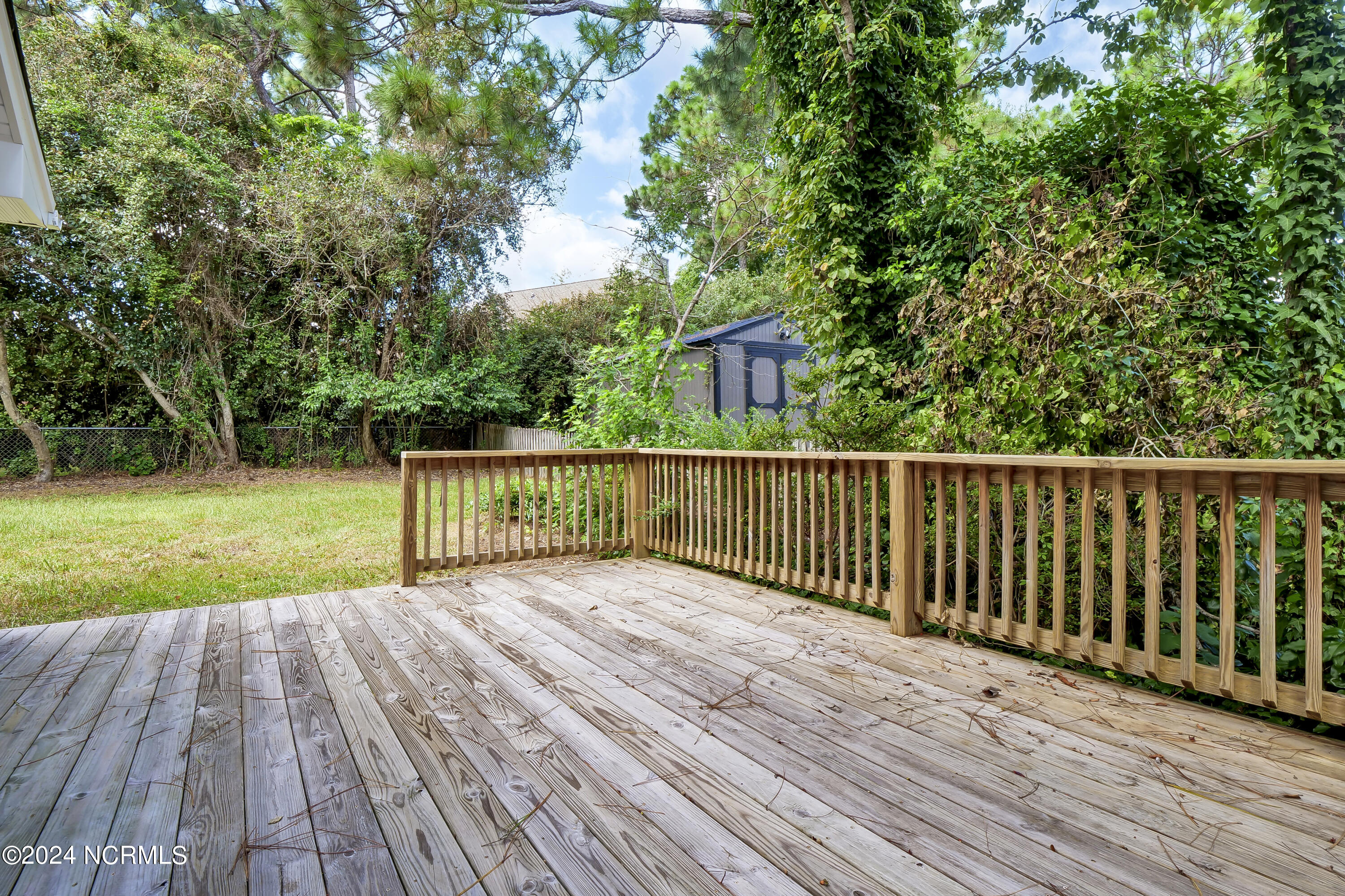 309 Birds Nest Court Property Photo 28
