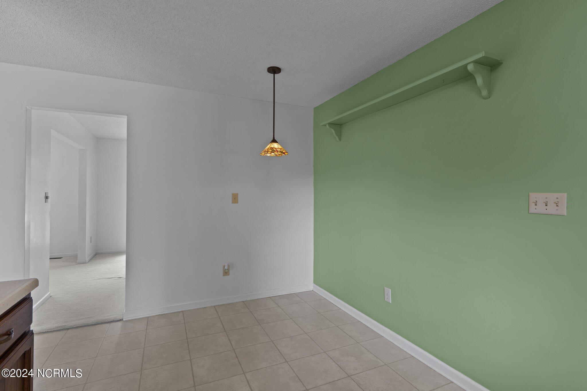 218 Rochelle Drive Property Photo 12