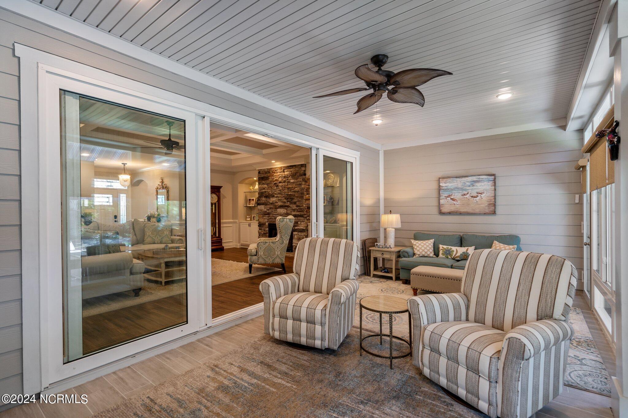 6054 Shore Park Drive Property Photo 13