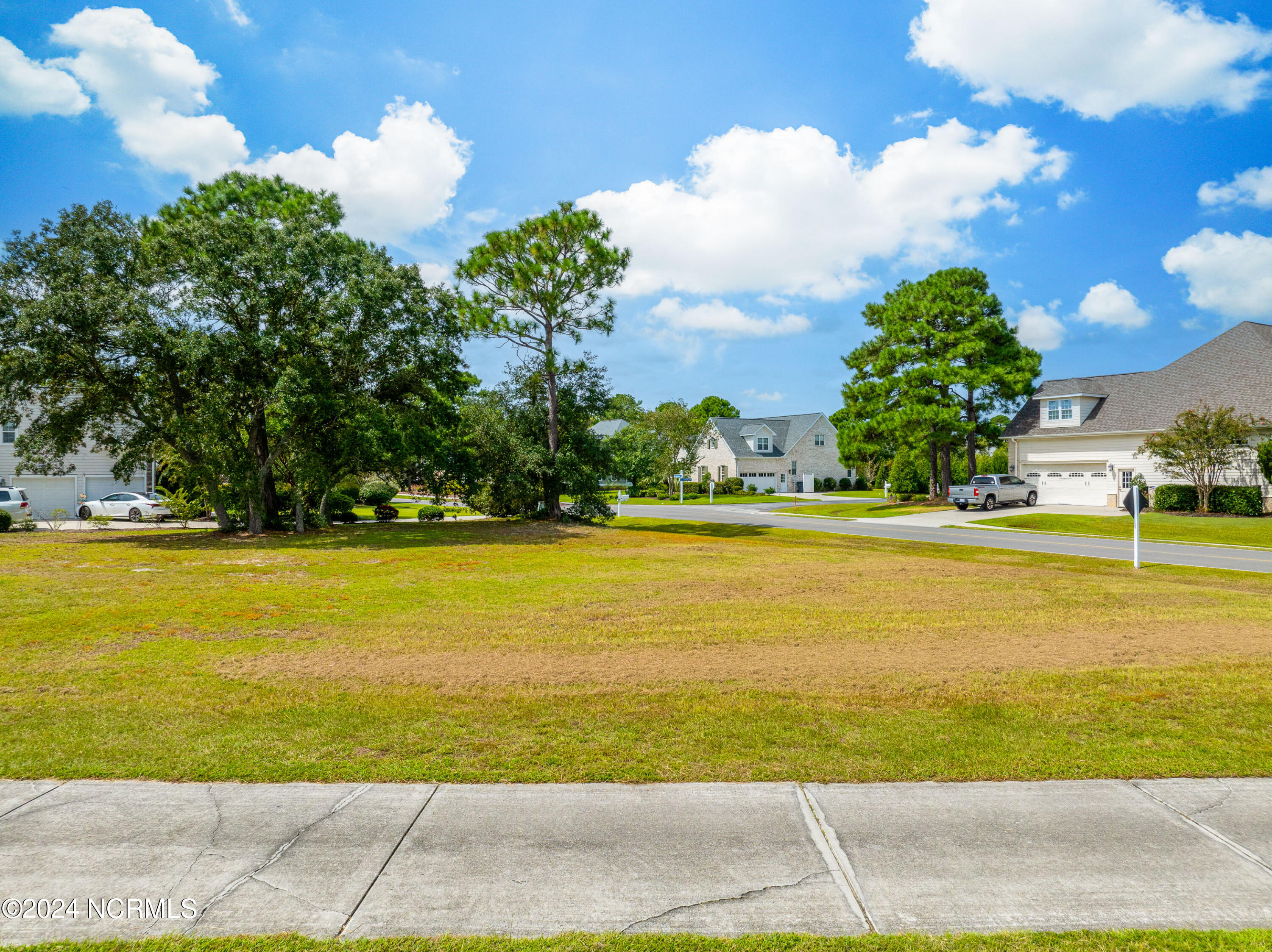 2515 St James Drive Property Photo 18