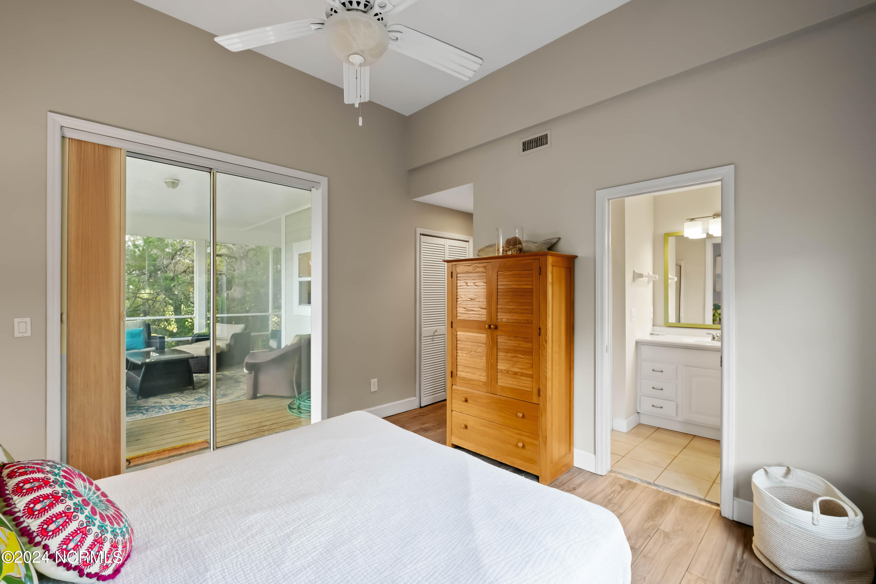 14 Waterthrush Court Property Photo 22