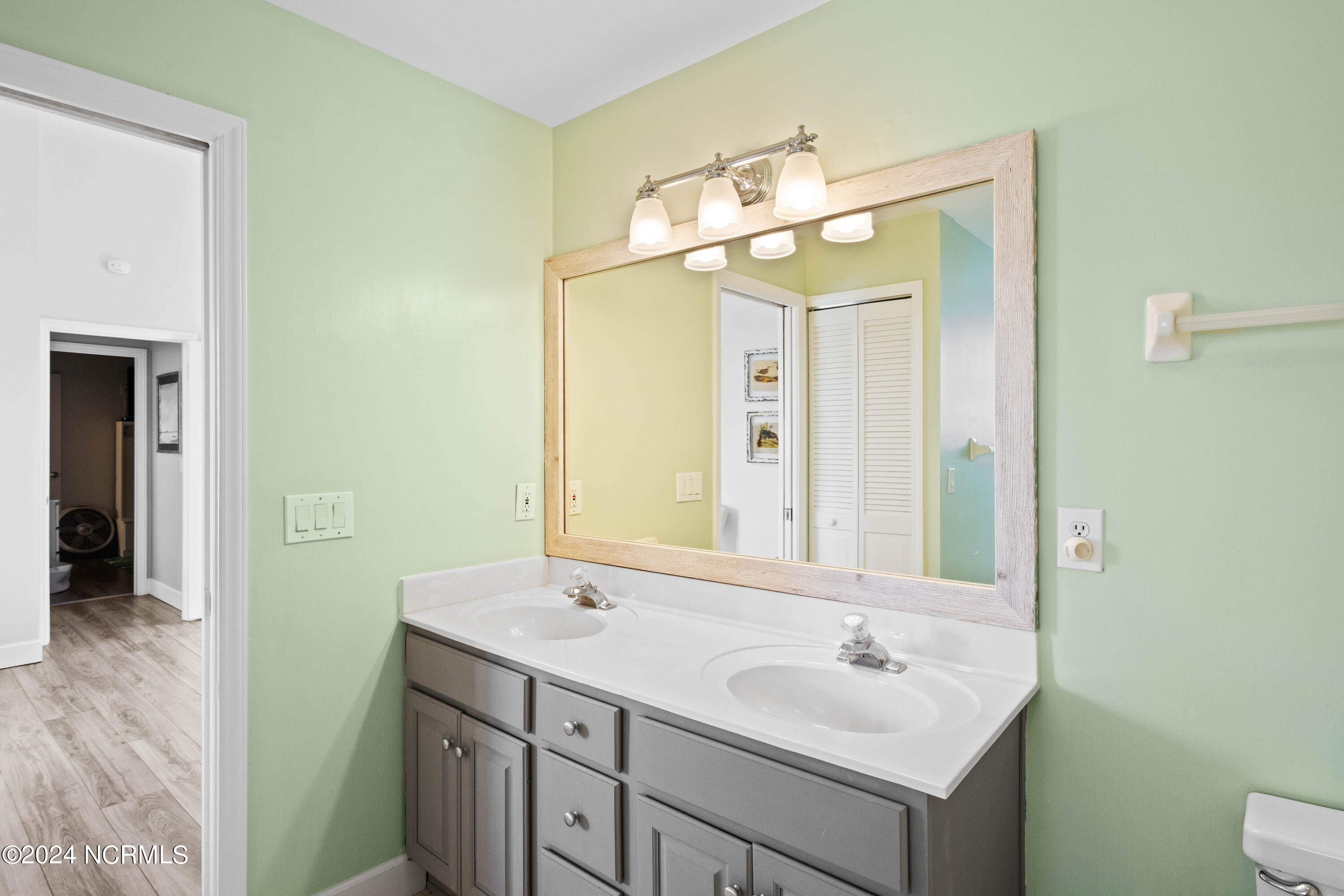 14 Waterthrush Court Property Photo 35