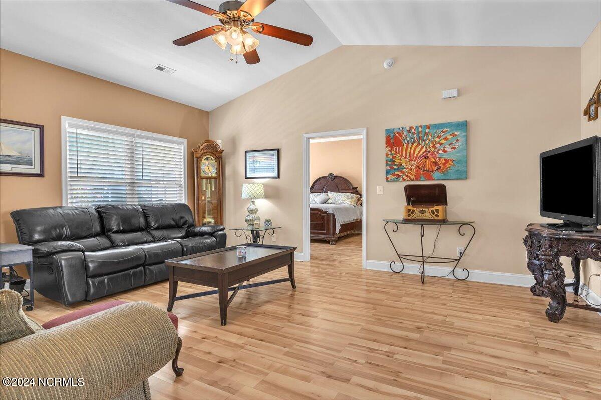 1699 Cobblestone Drive Property Photo 22