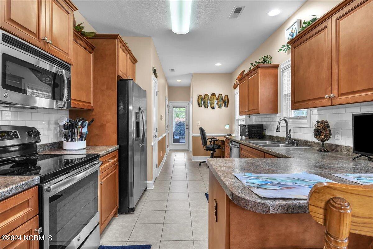 1699 Cobblestone Drive Property Photo 30