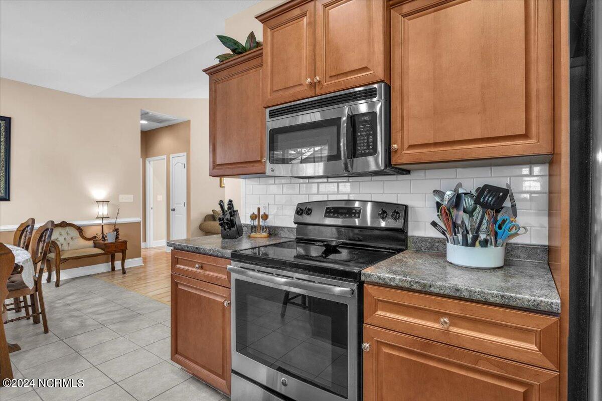 1699 Cobblestone Drive Property Photo 34