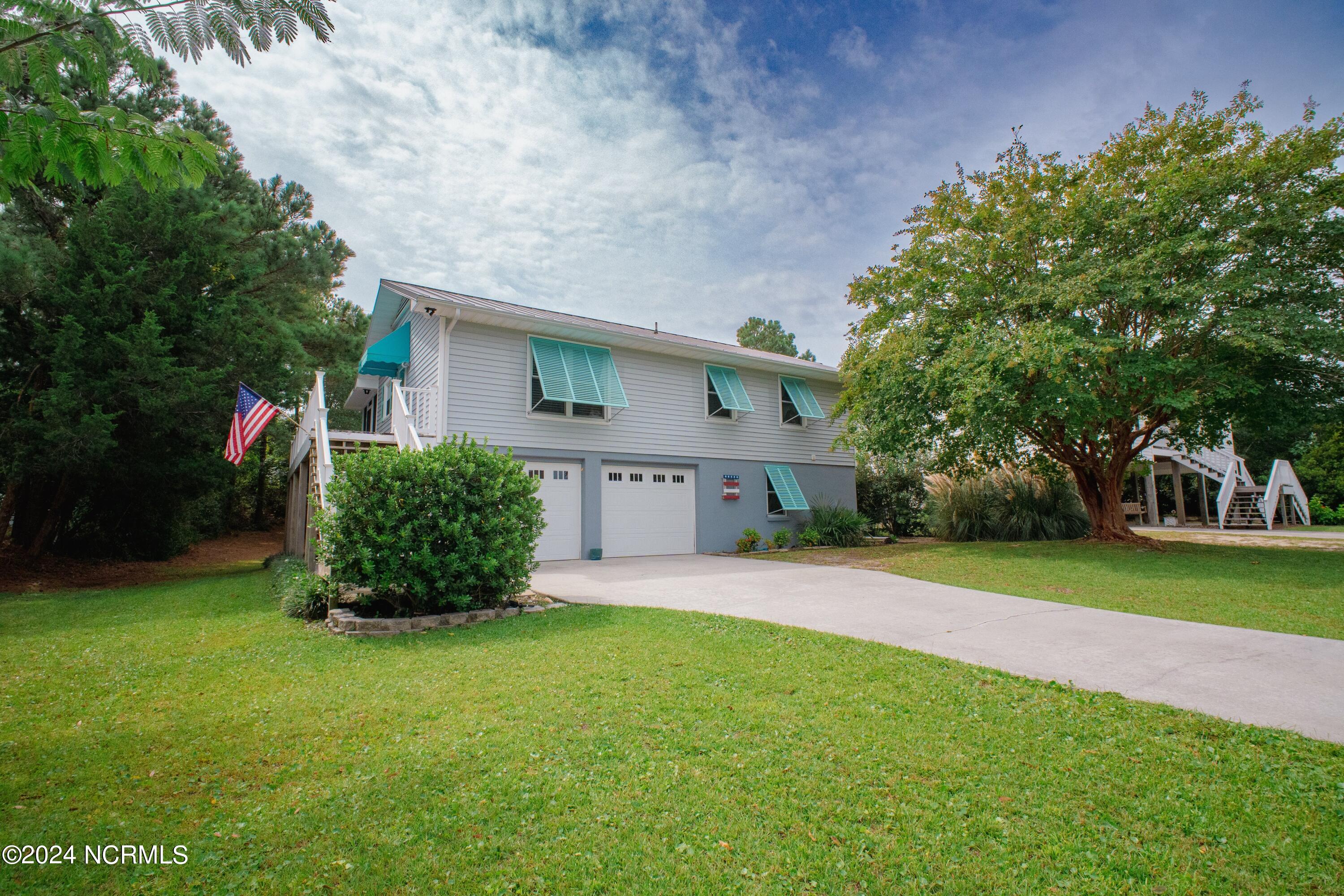 6911 Canal Drive Property Photo 4