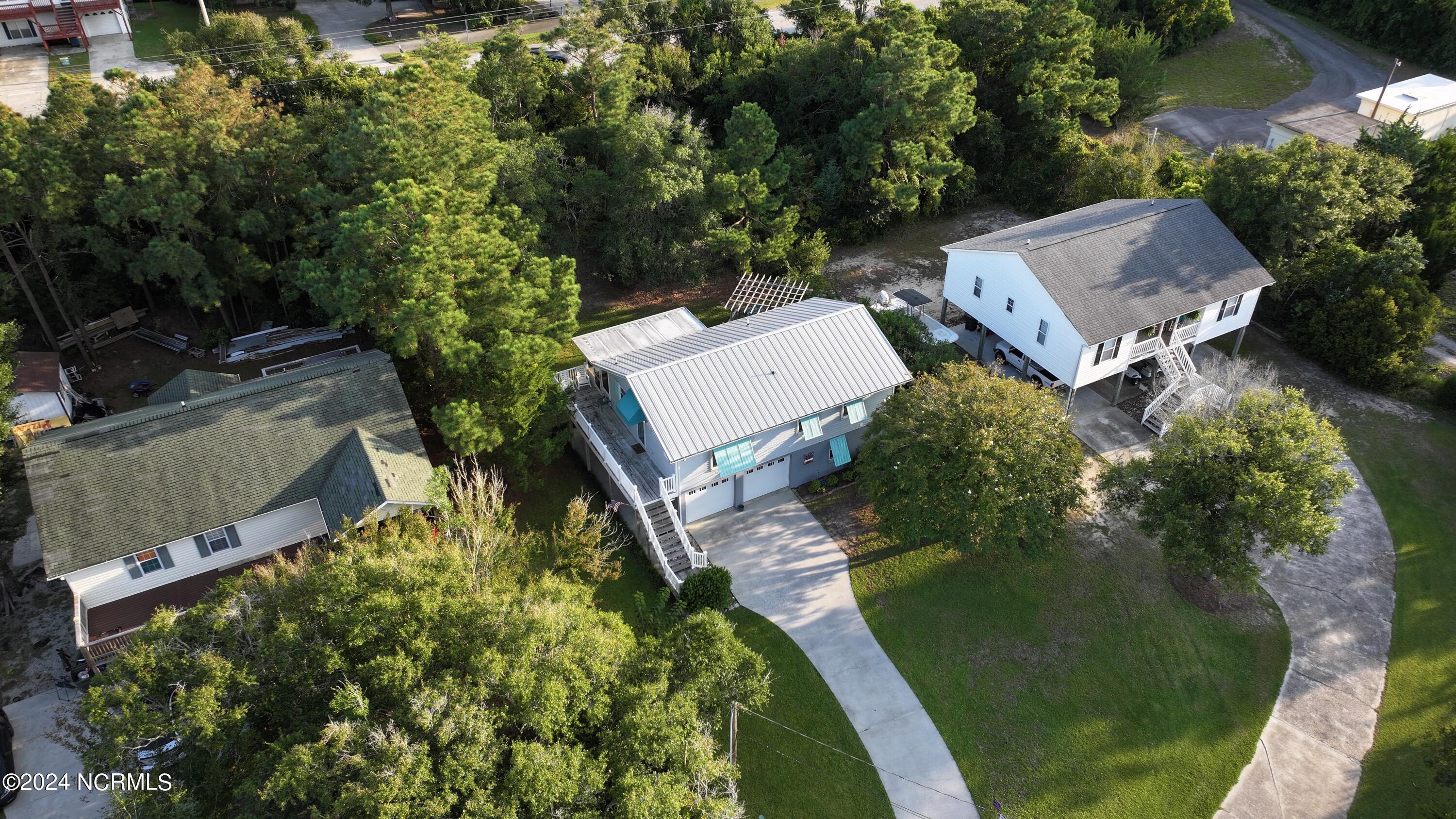 6911 Canal Drive Property Photo 7