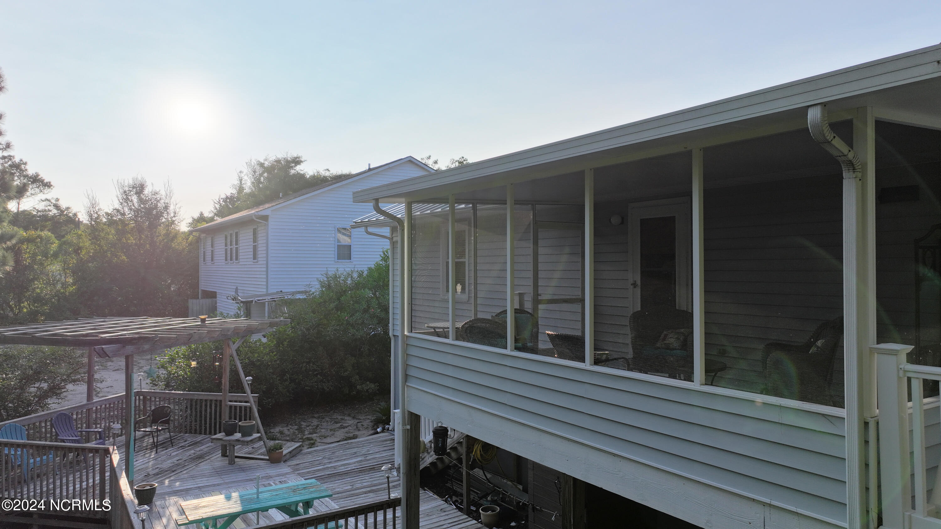 6911 Canal Drive Property Photo 9