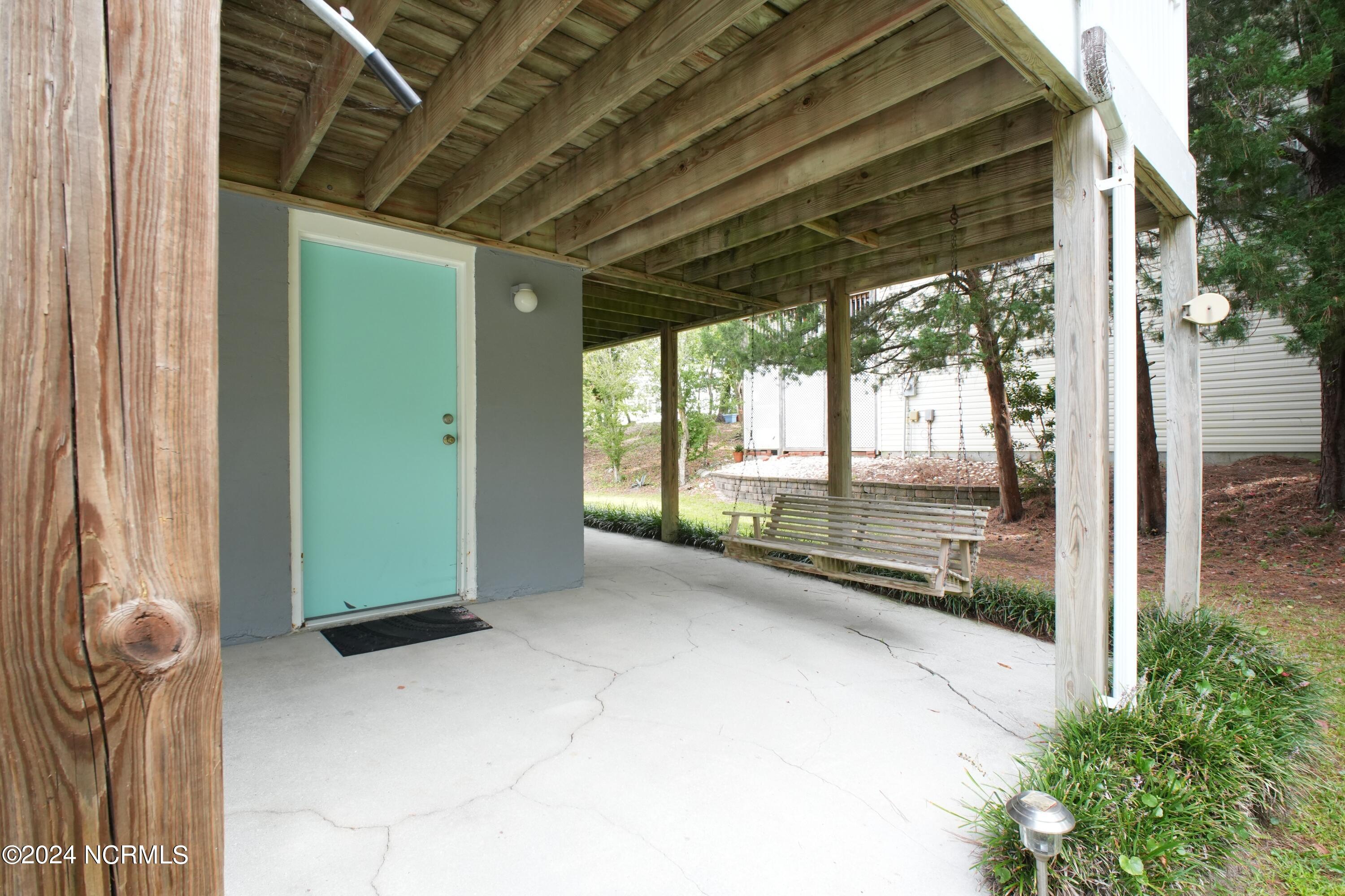 6911 Canal Drive Property Photo 13