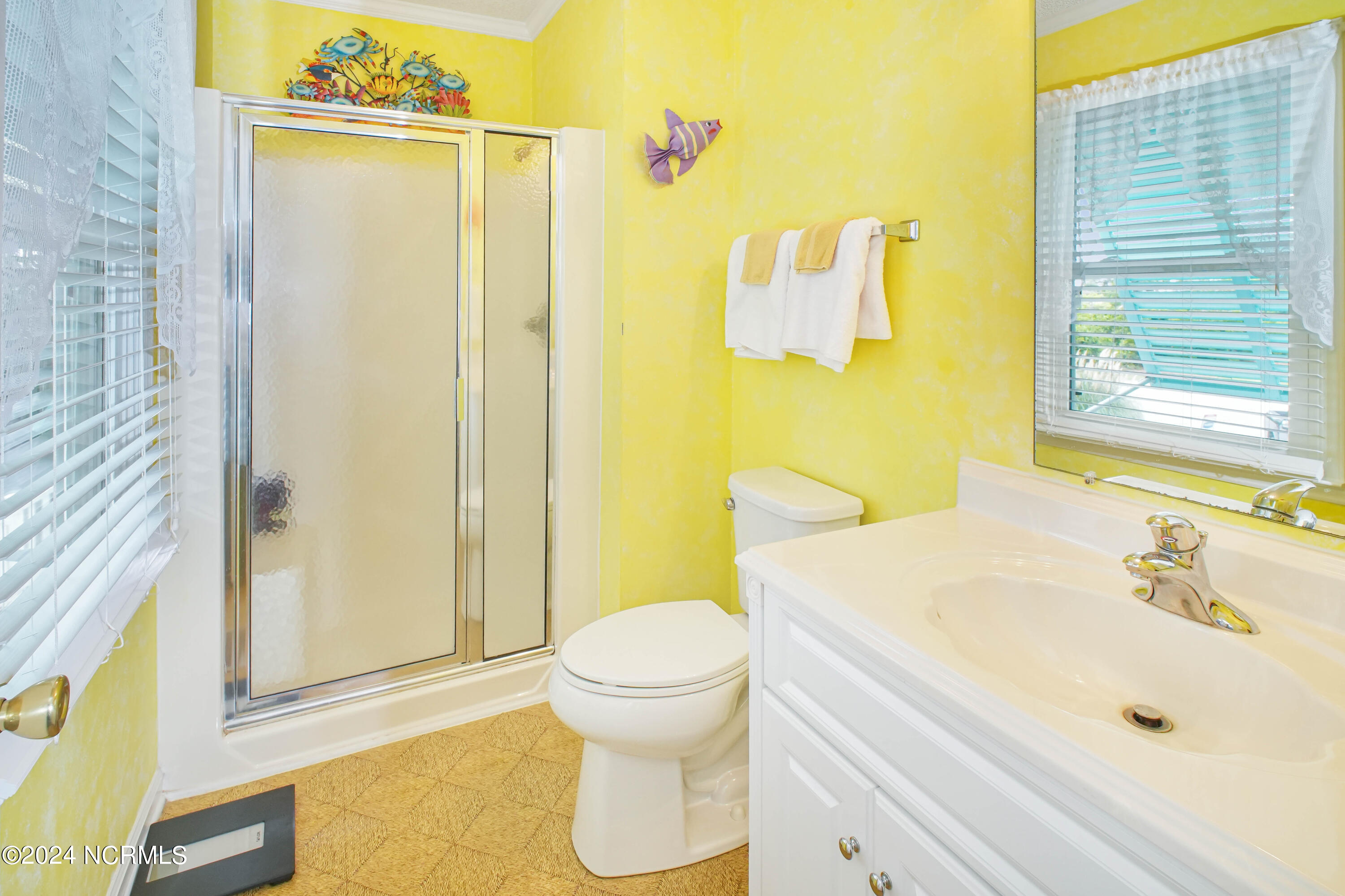 6911 Canal Drive Property Photo 28