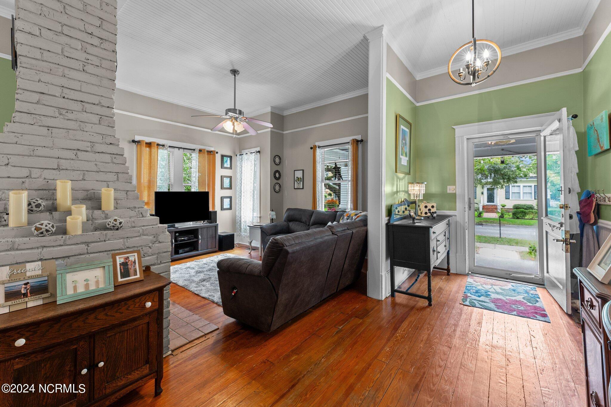 1510 N Pasteur Street Property Photo 17