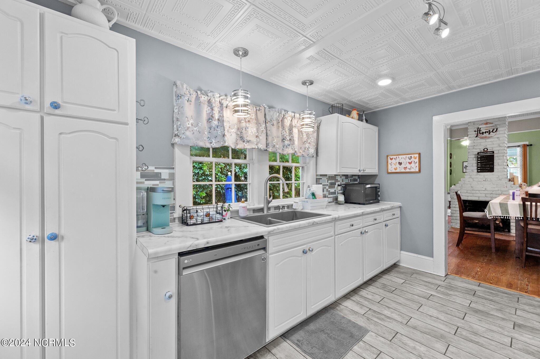 1510 N Pasteur Street Property Photo 31