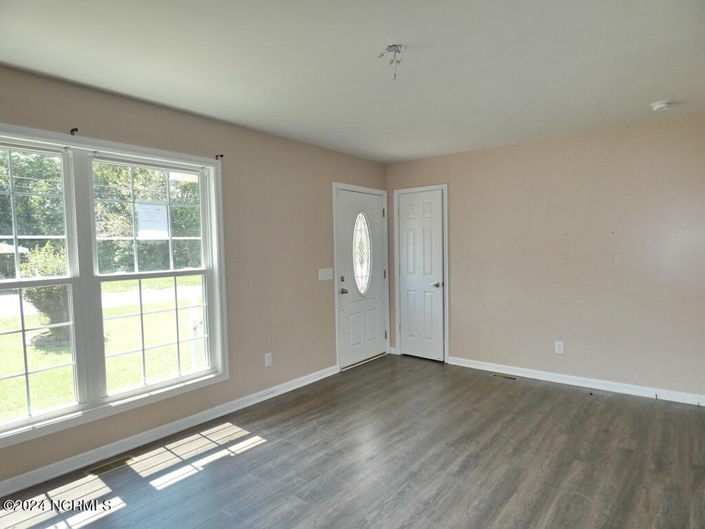 105 Walston Street Property Photo 5