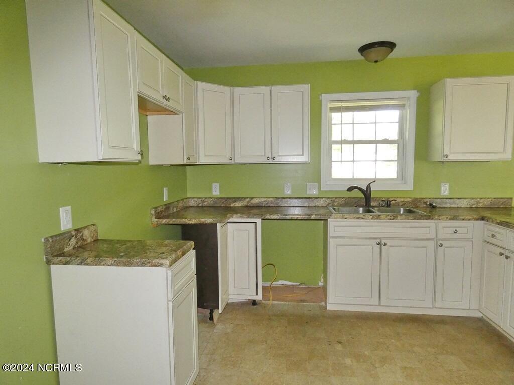 105 Walston Street Property Photo 11
