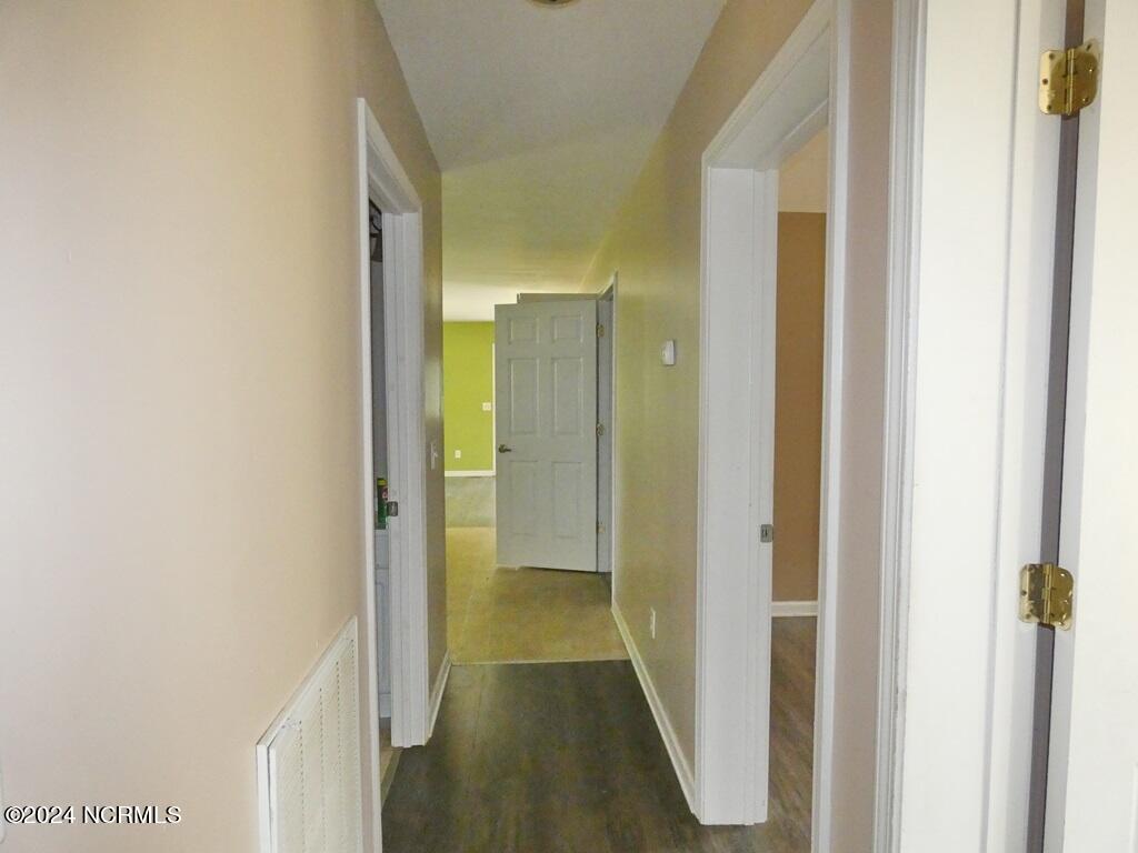 105 Walston Street Property Photo 20