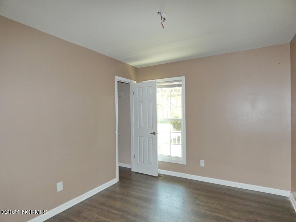 105 Walston Street Property Photo 22