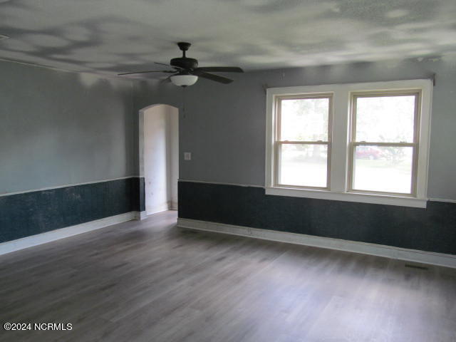 414 S Raleigh Street Property Photo 9